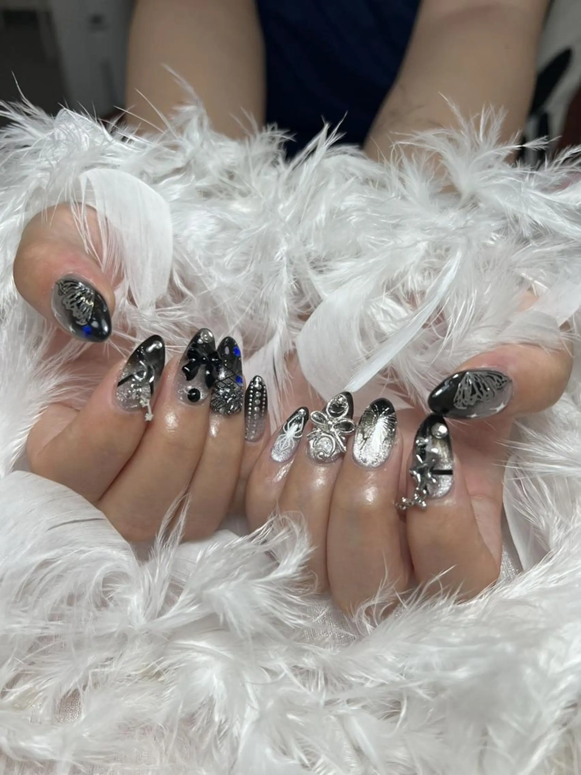 ネイル DEMAIN- 🌹のネイルデザイン