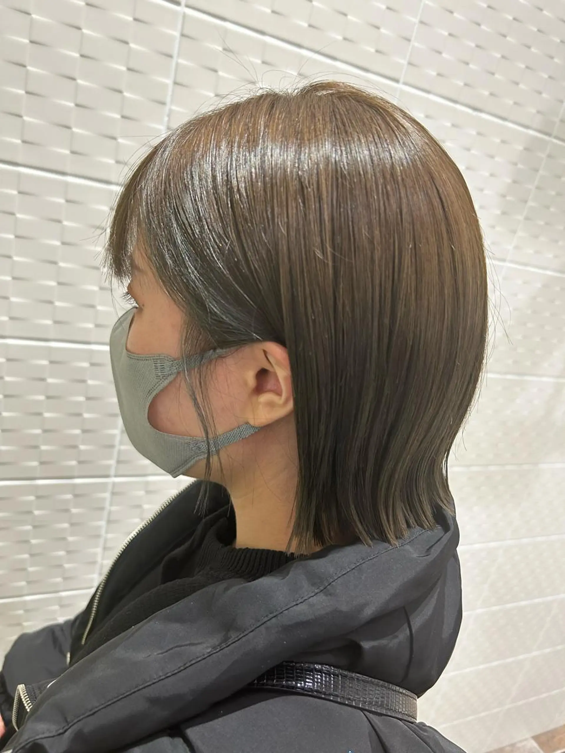 ミディアム 切りっぱなしボブ ボブ 日置美容室所属・石井 佑飛のヘアスタイル