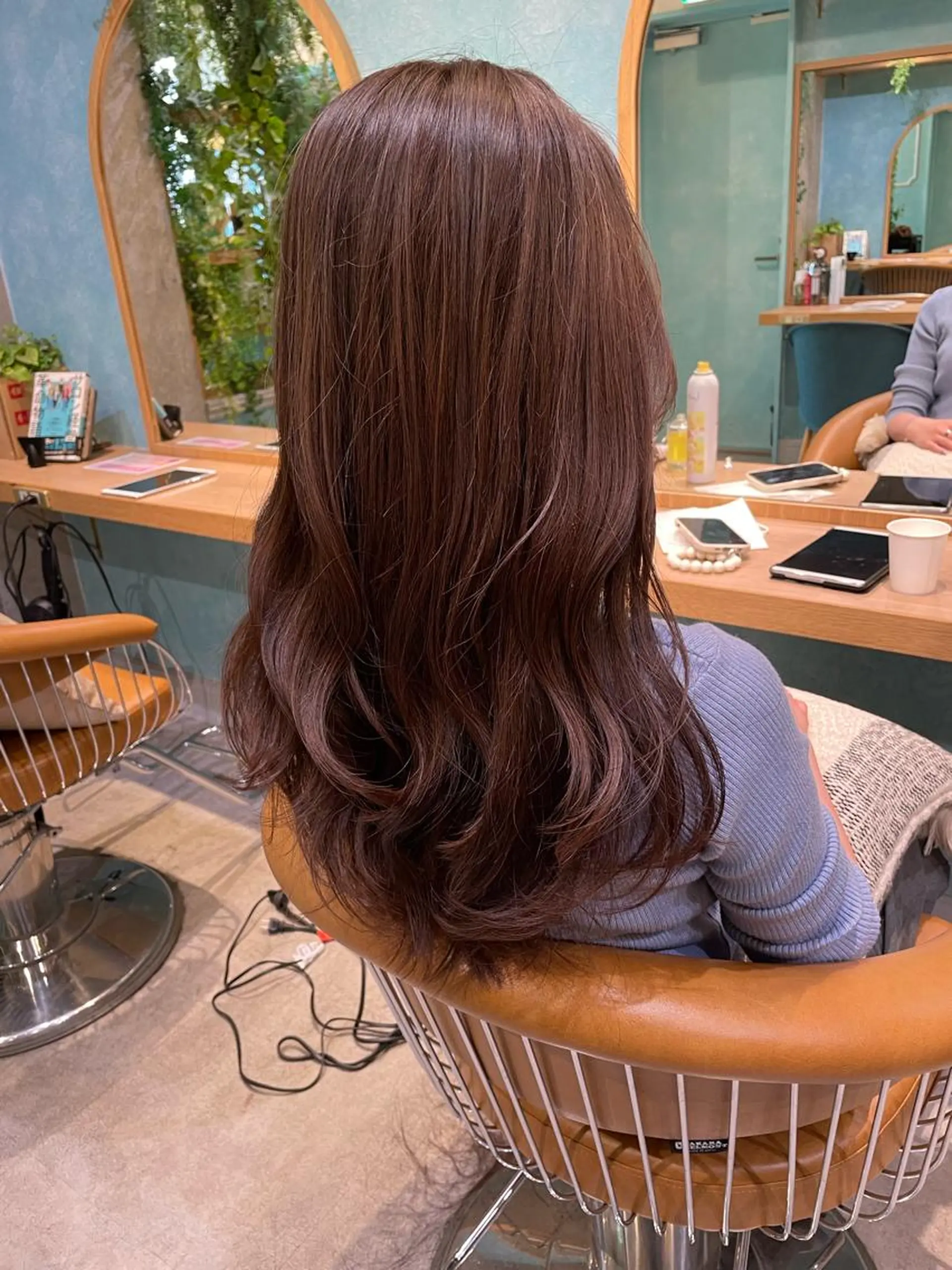 ロング カット ヘアカラー トリートメント 山本翔一郎 韓国顔周りレイヤーのヘアスタイル