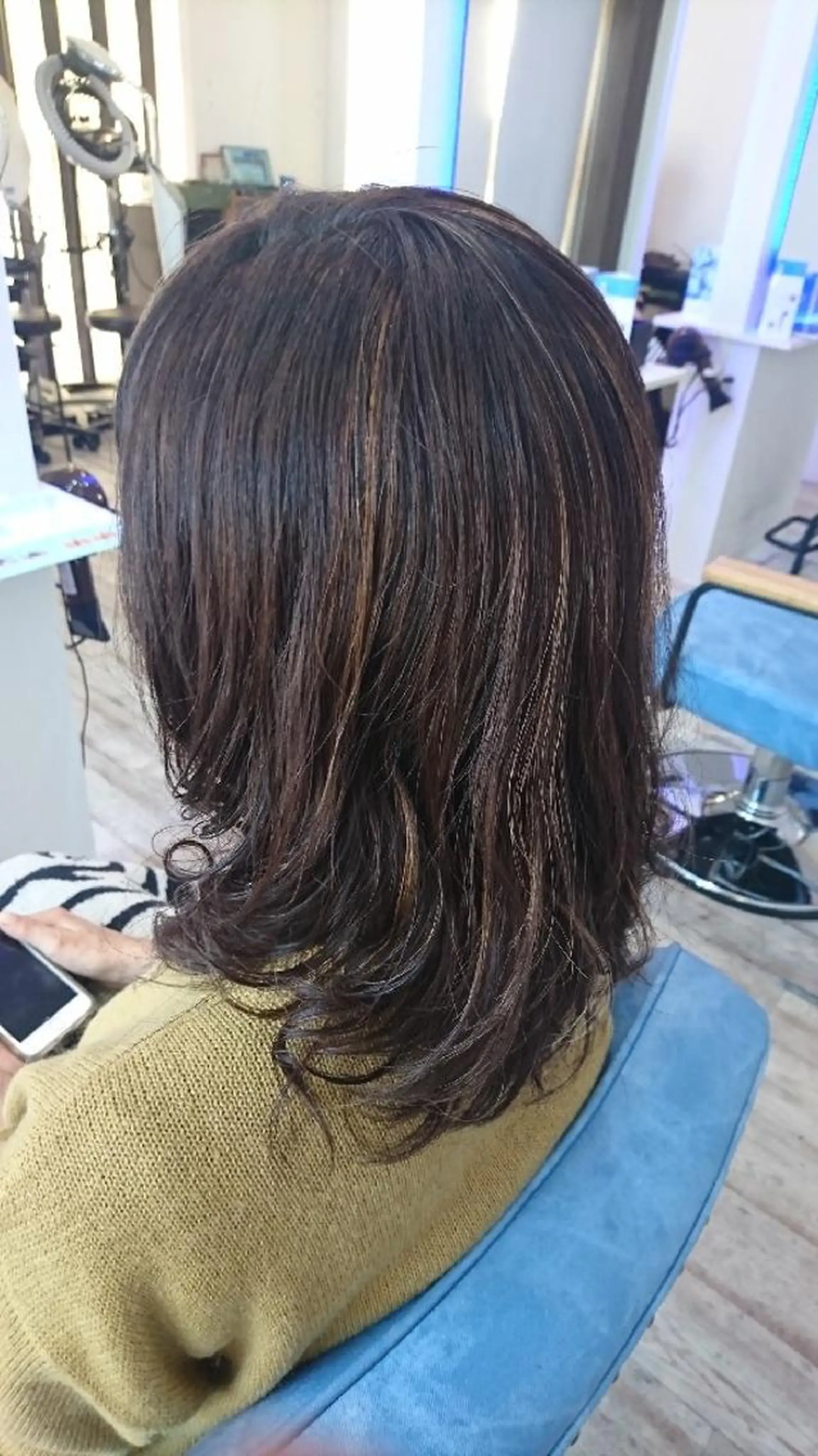 セミロング カラー ハイライトカラー ハイライト 中嶌 健一のヘアスタイル