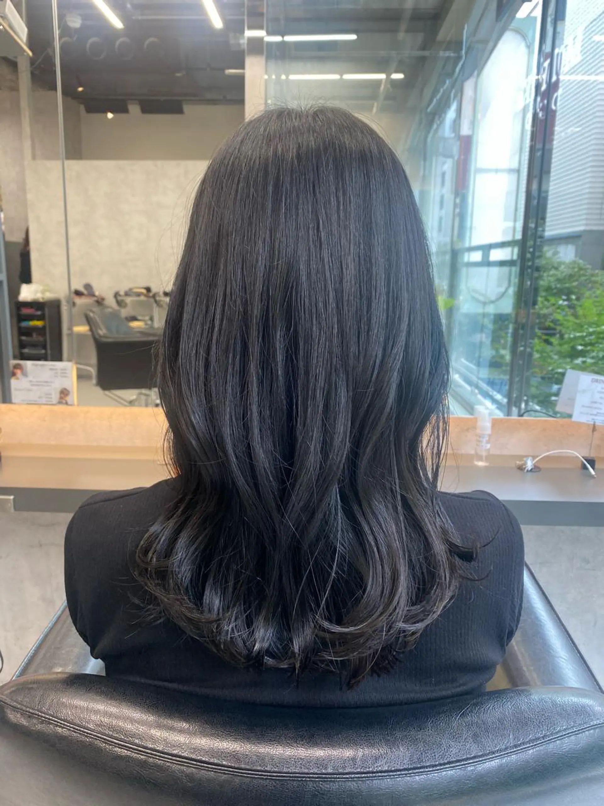 セミロング カラー Misora/ボブ/ レイヤー/艶カラーのヘアスタイル