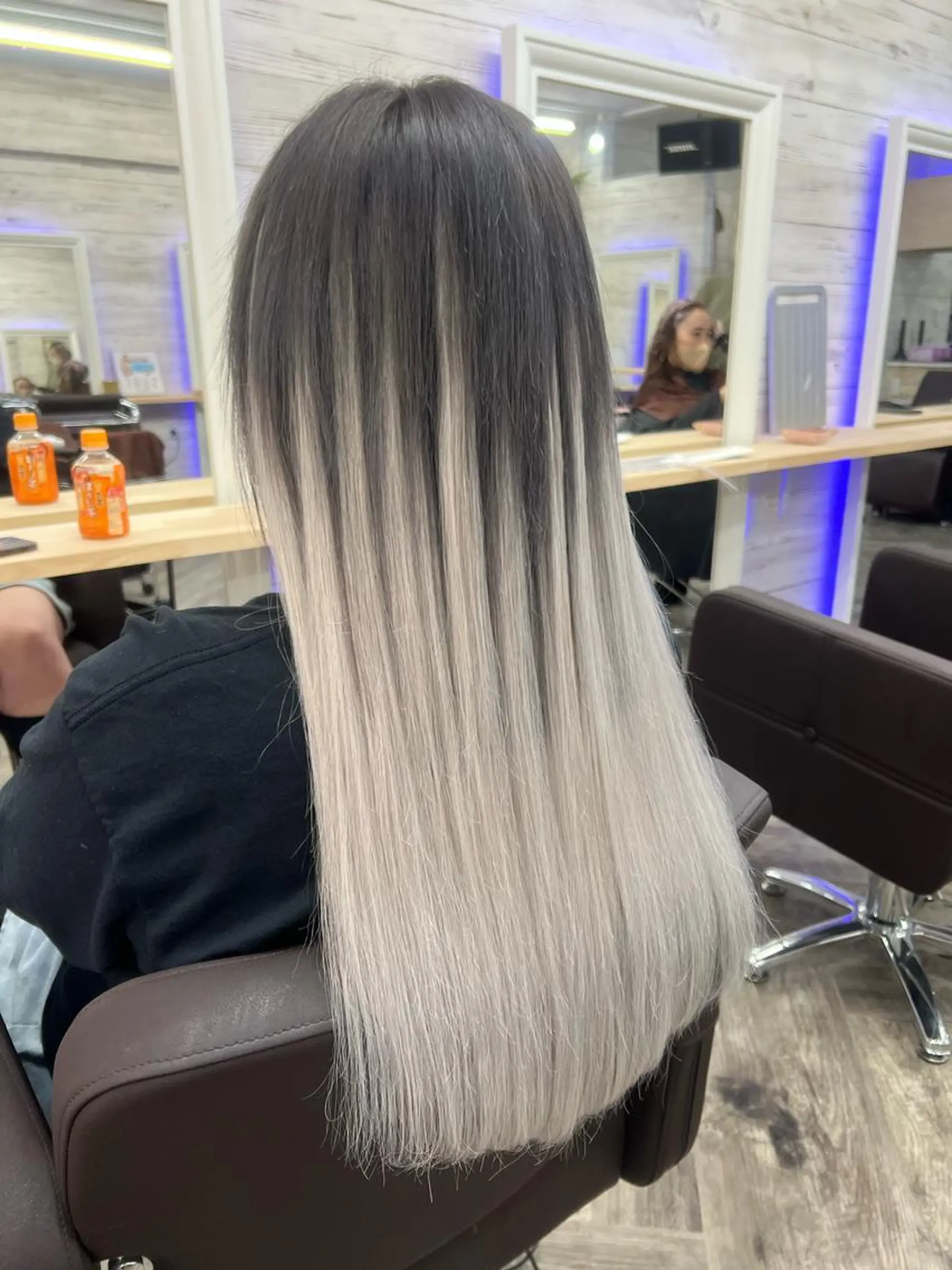 ロング エクステ 枝毛カット＆髪質改善 満足NO.1岡しゃんのヘアスタイル