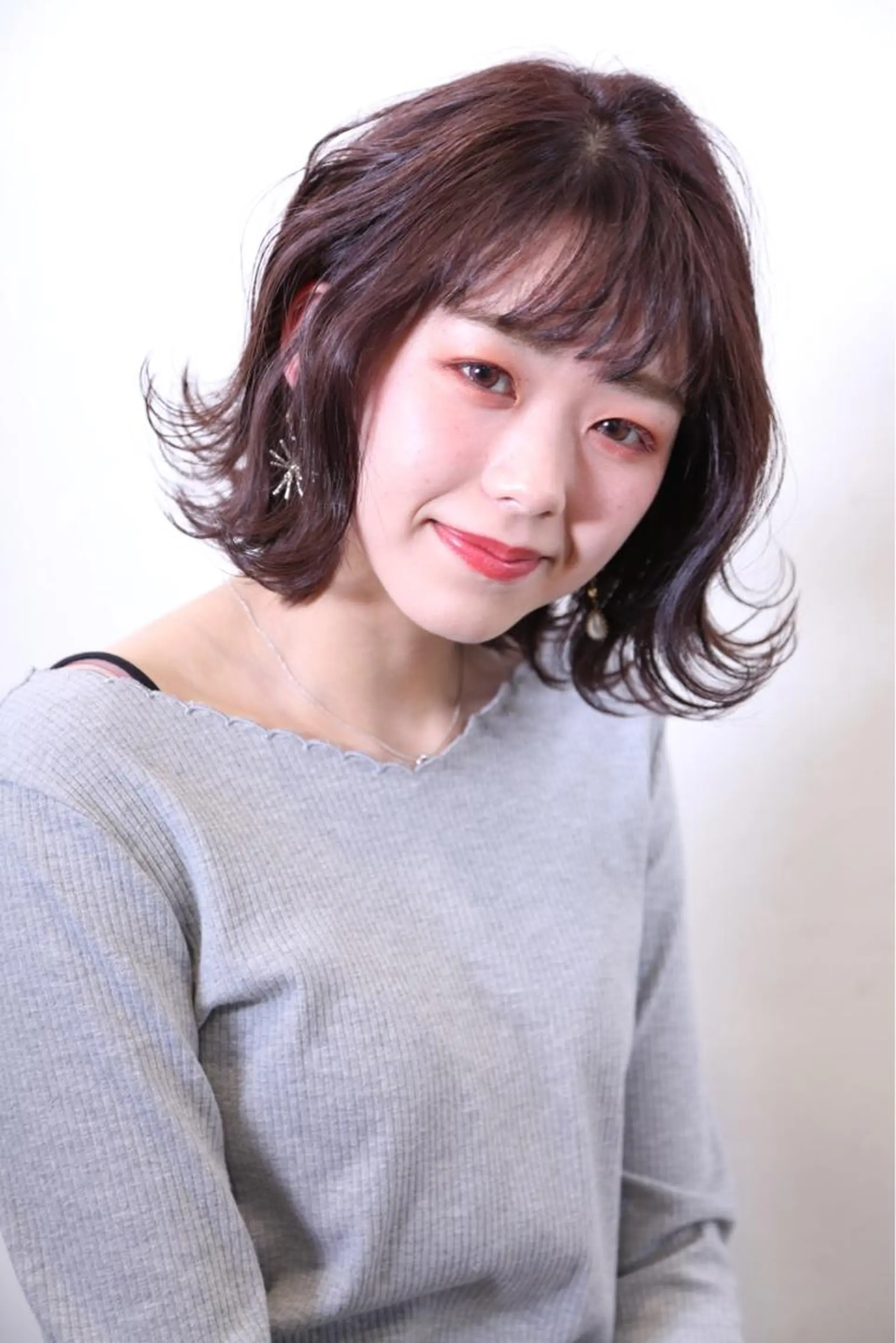 ミディアム カラー アディクシーカラー バレイヤージュ ブリーチ ケアブリーチ デザインカラー ヘアカラー トリートメント unpeu hair  二条所属・先着1名様限定 カット無料のヘアスタイル