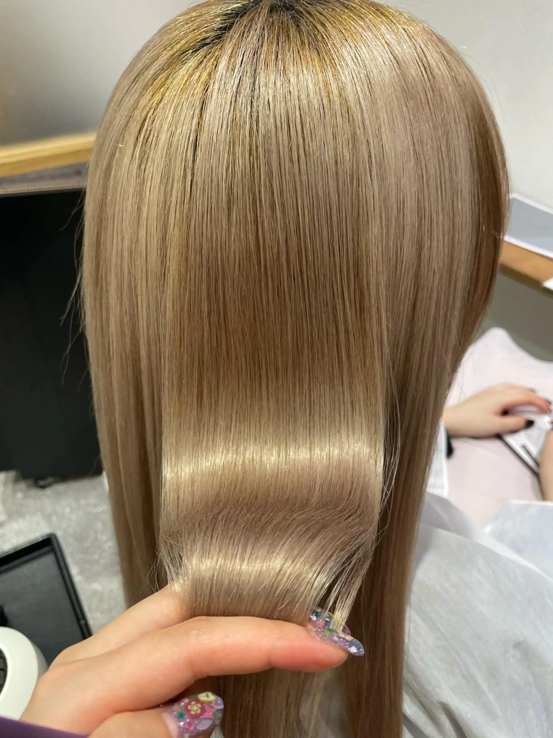 ロング トリートメント あずま みゆのヘアスタイル