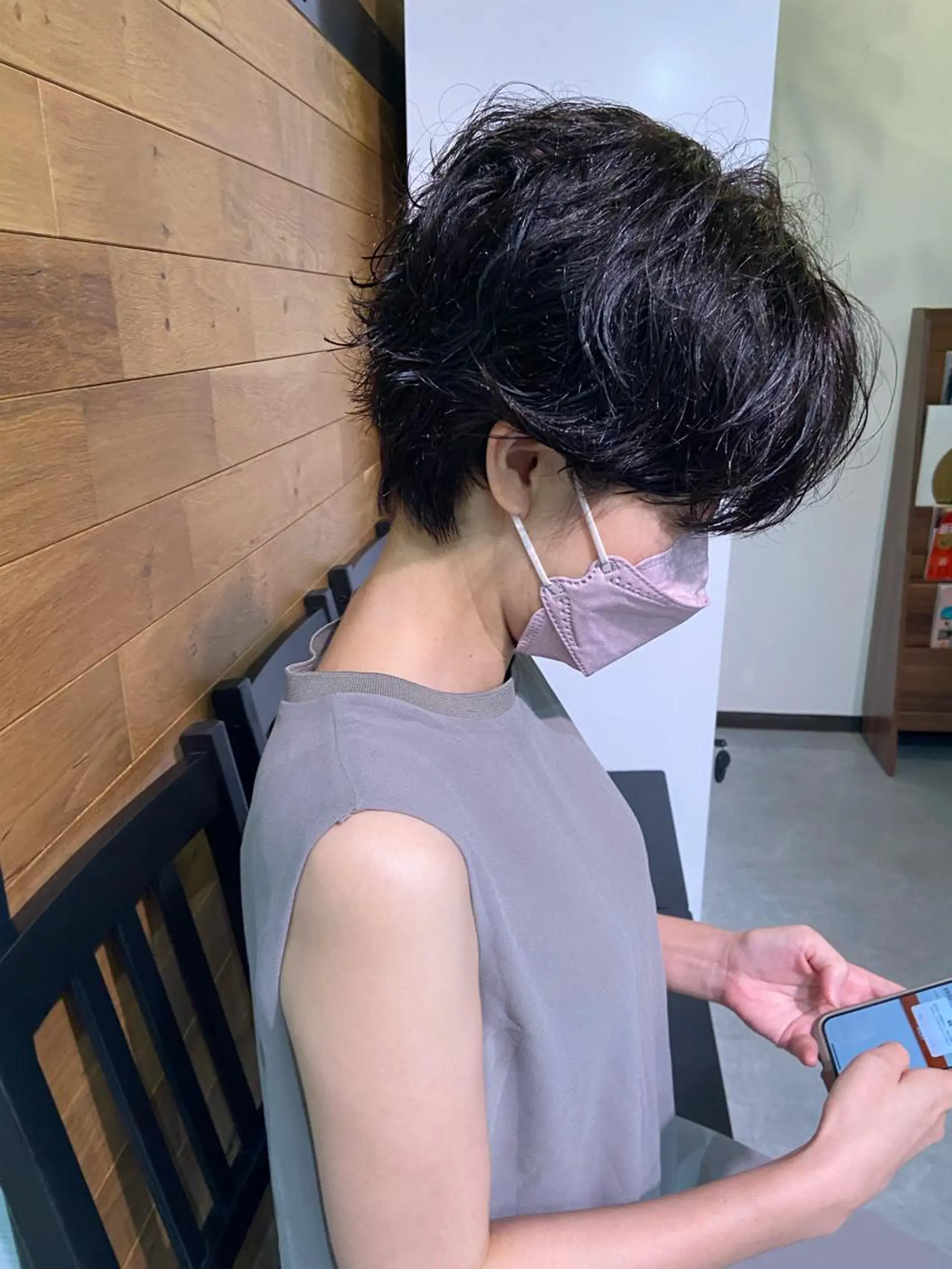 ショート カラー 田中 あやなのヘアスタイル