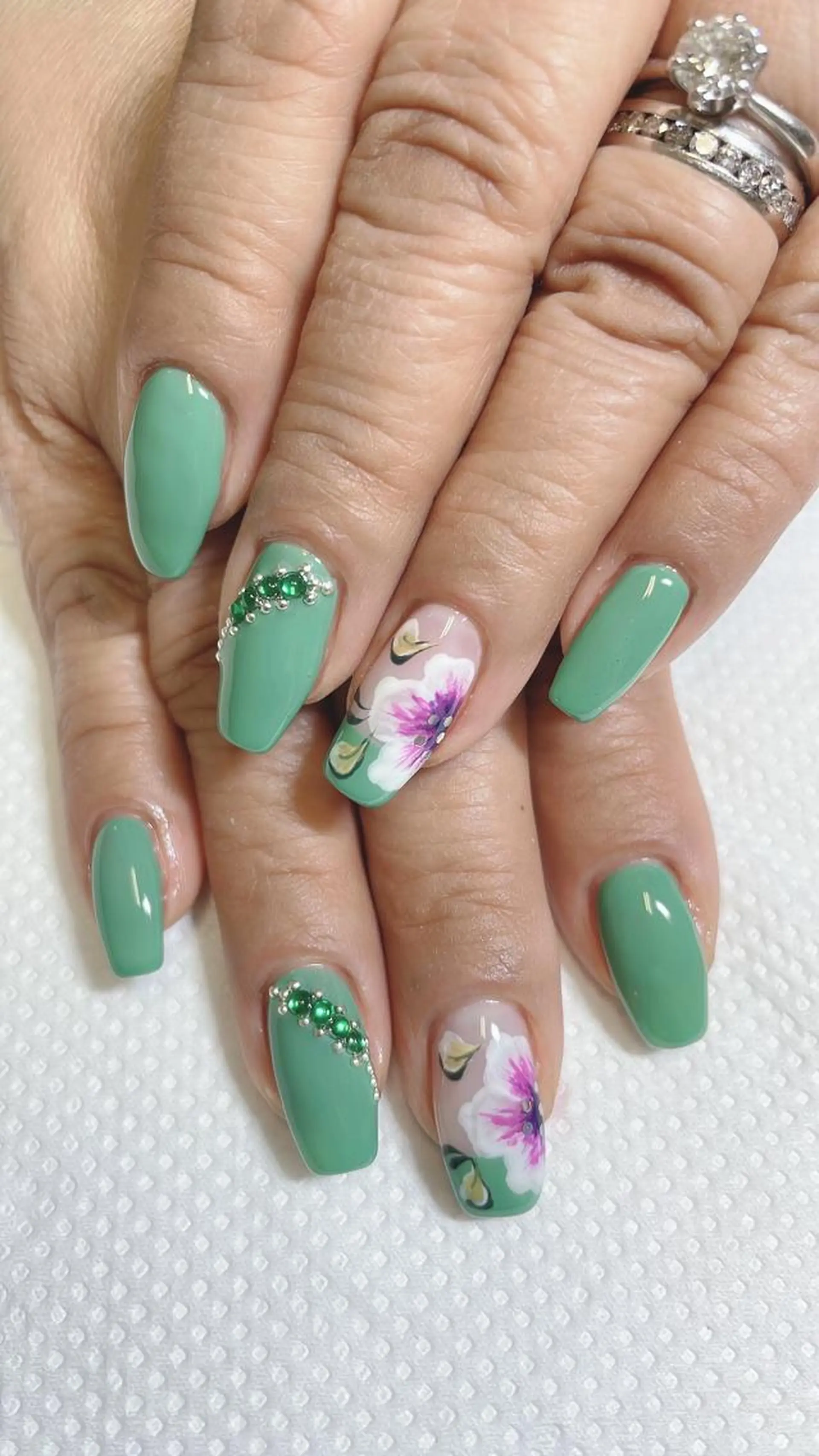 ネイル Munail サロン所属・むねいる nail salonのネイルデザイン