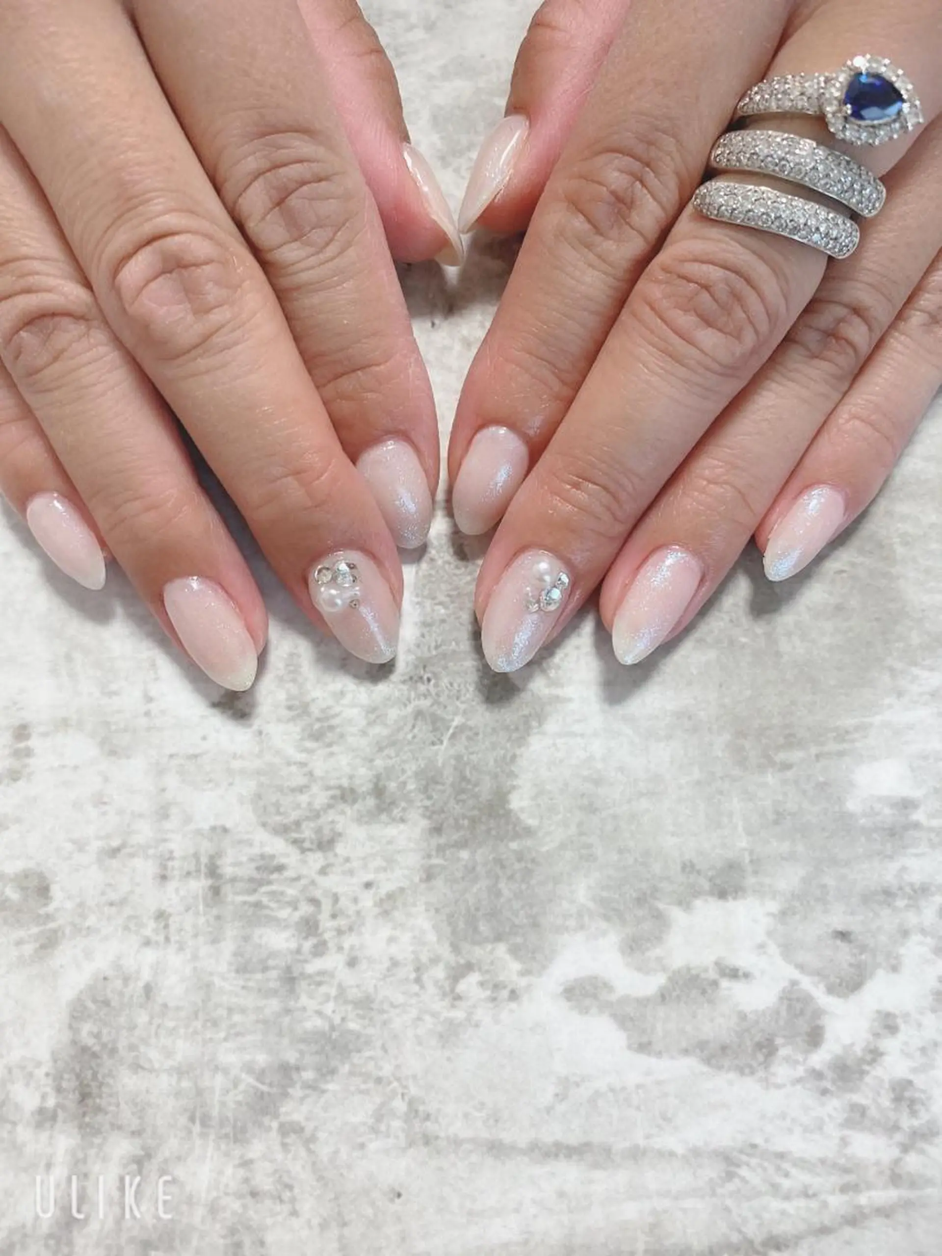 ネイル 吉岡 裕子のネイルデザイン