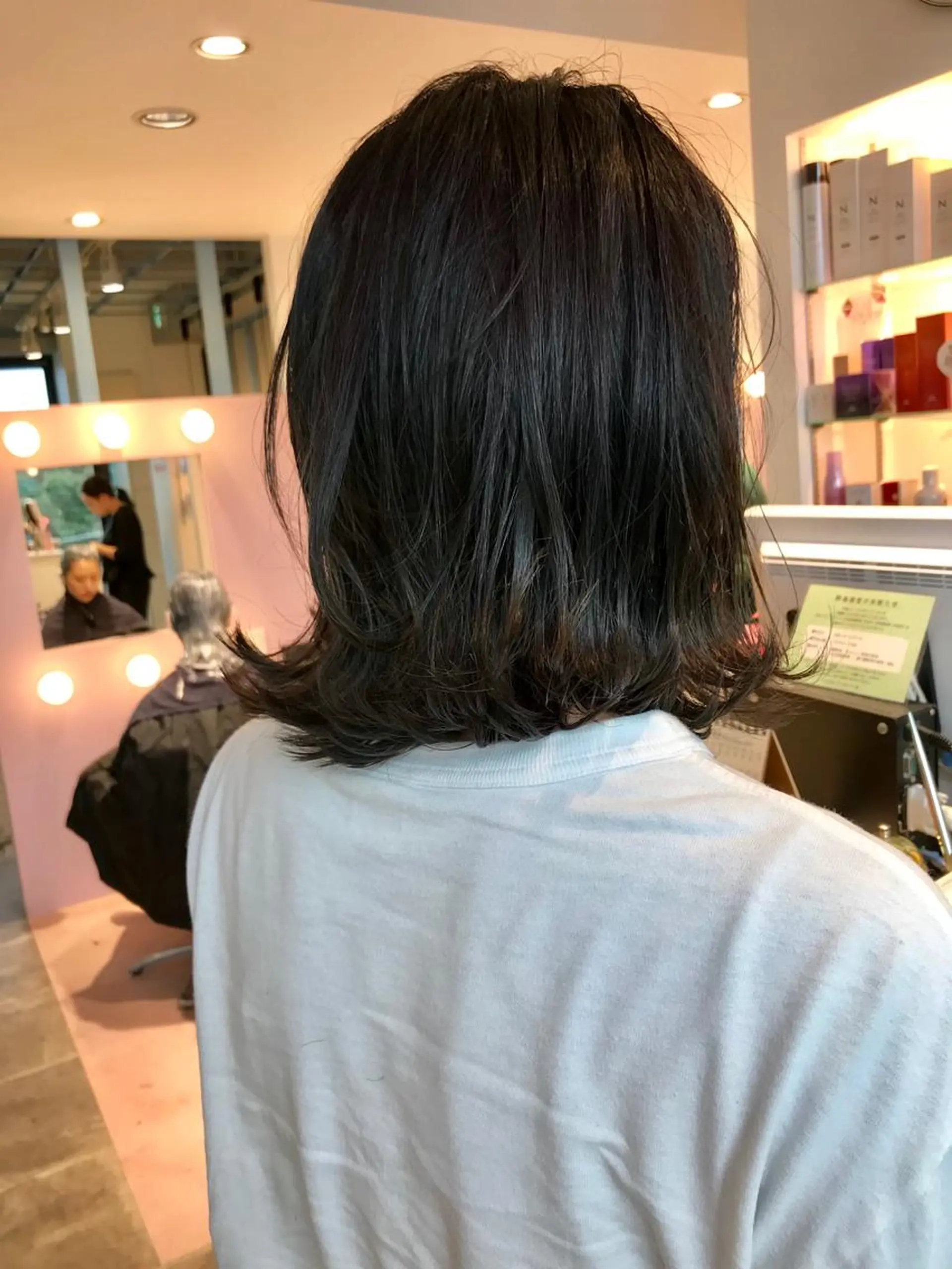 ミディアム 所渉/韓国レイヤー /ウルフカットのヘアスタイル