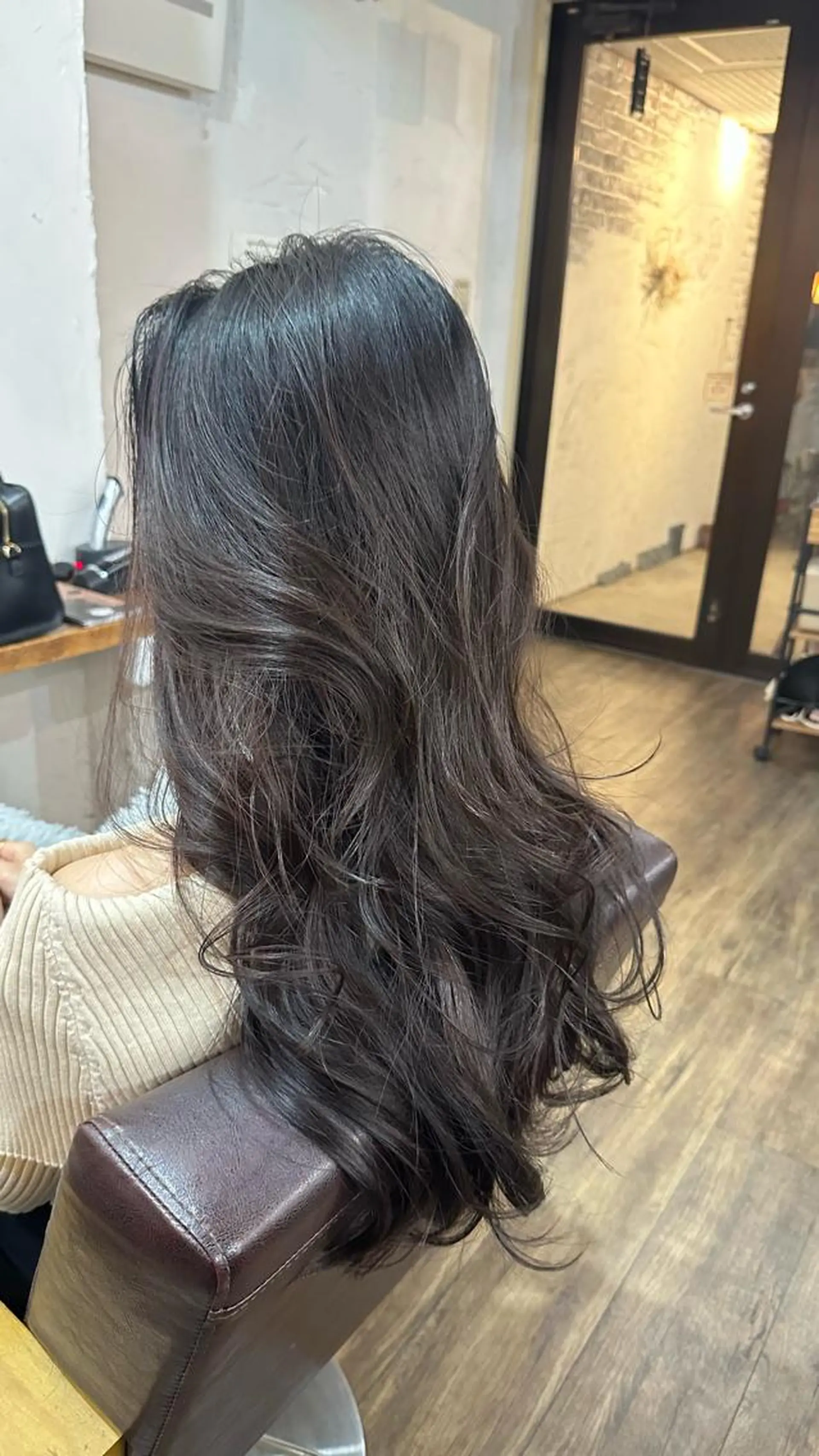 ロング カラー 切りっぱなしボブ ショートボブ バレイヤージュ ベージュカラー 黒髪 カット ヘアカラー トリートメント フリーランス所属・韓国ヘア レイヤー くびれヘアMATSUのヘアスタイル