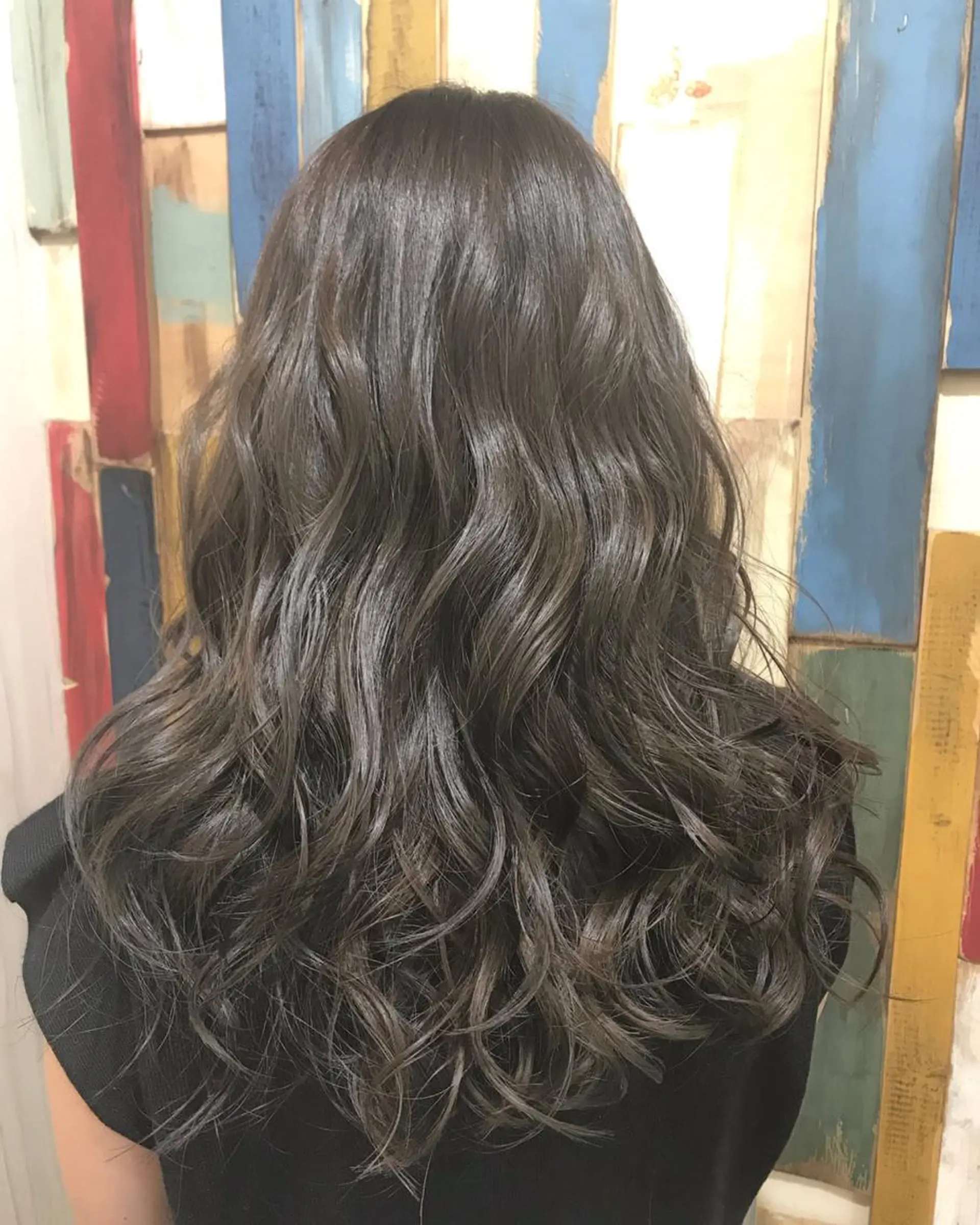 カラー ハイライトカラー カット ヘアカラー 嶋村夏実🌼レイヤー 🌸白髪ぼかしのヘアスタイル