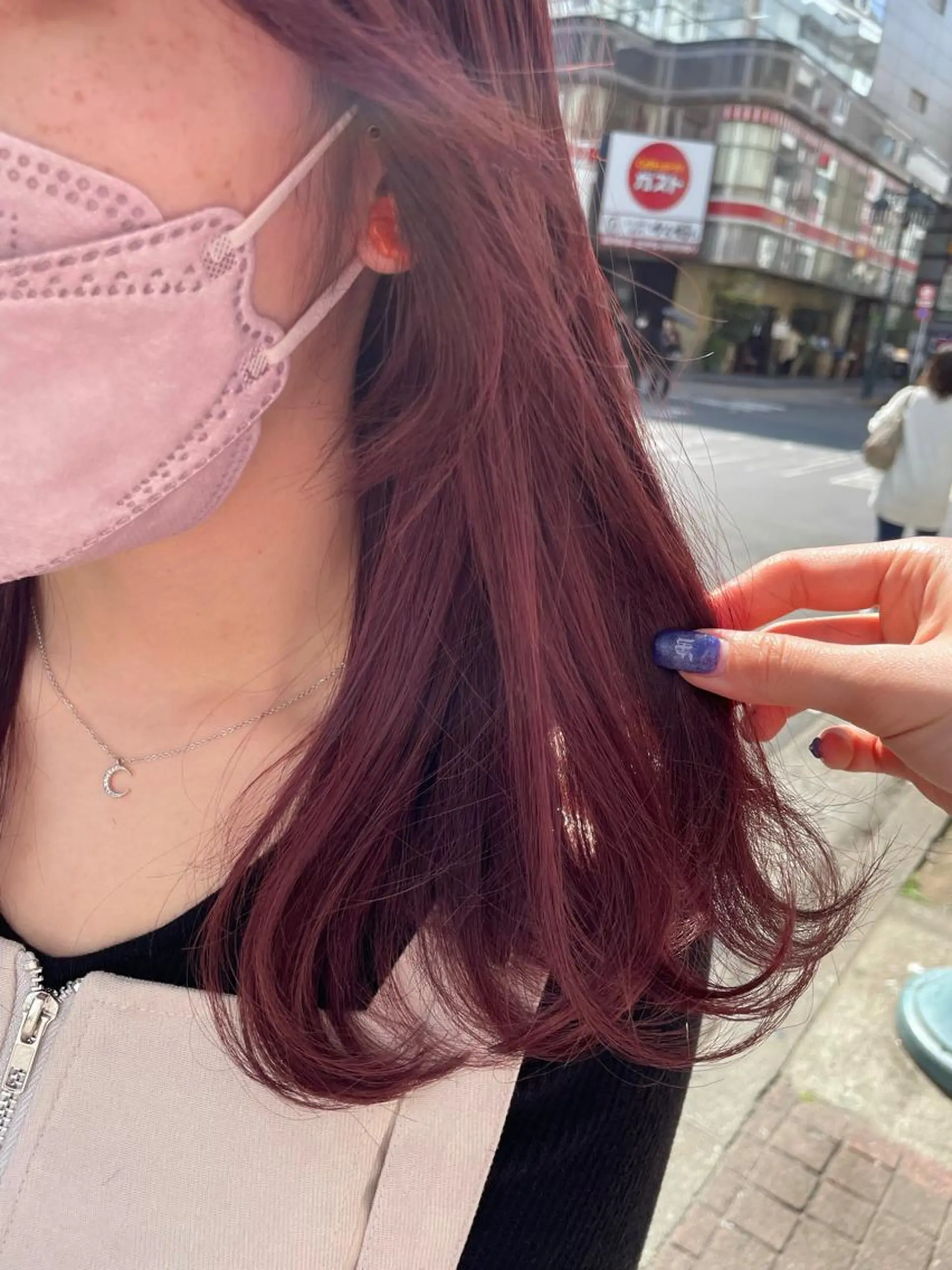 セミロング カラー ブリーチ ブリーチなしカラー ピンクカラー 個性派ネイル 🌼 ハルカ ♡のマツエク・マツパデザイン