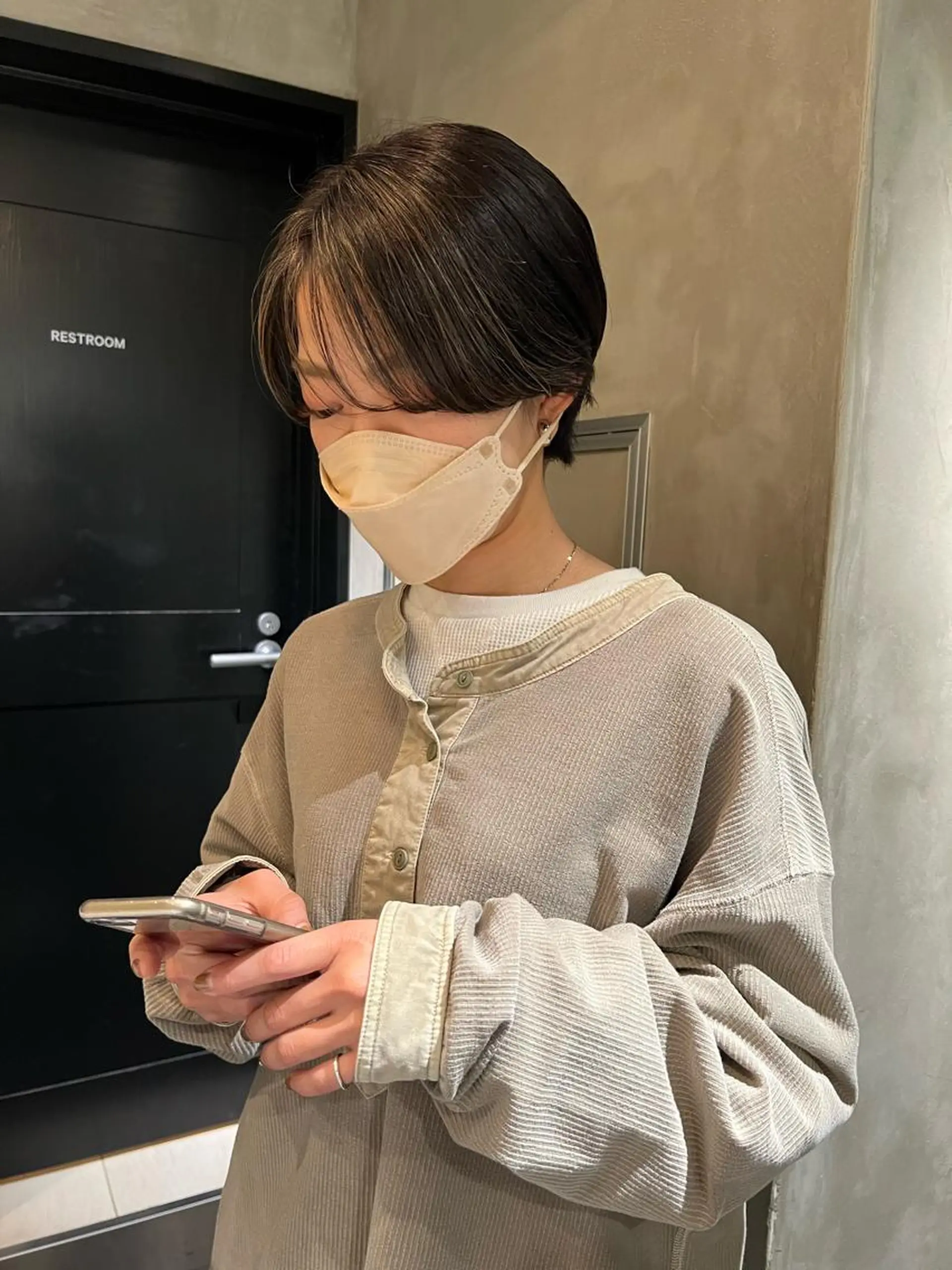 ショート カラー ヘアカラー トリートメント アンニュイヘア🪽 ayumiのヘアスタイル