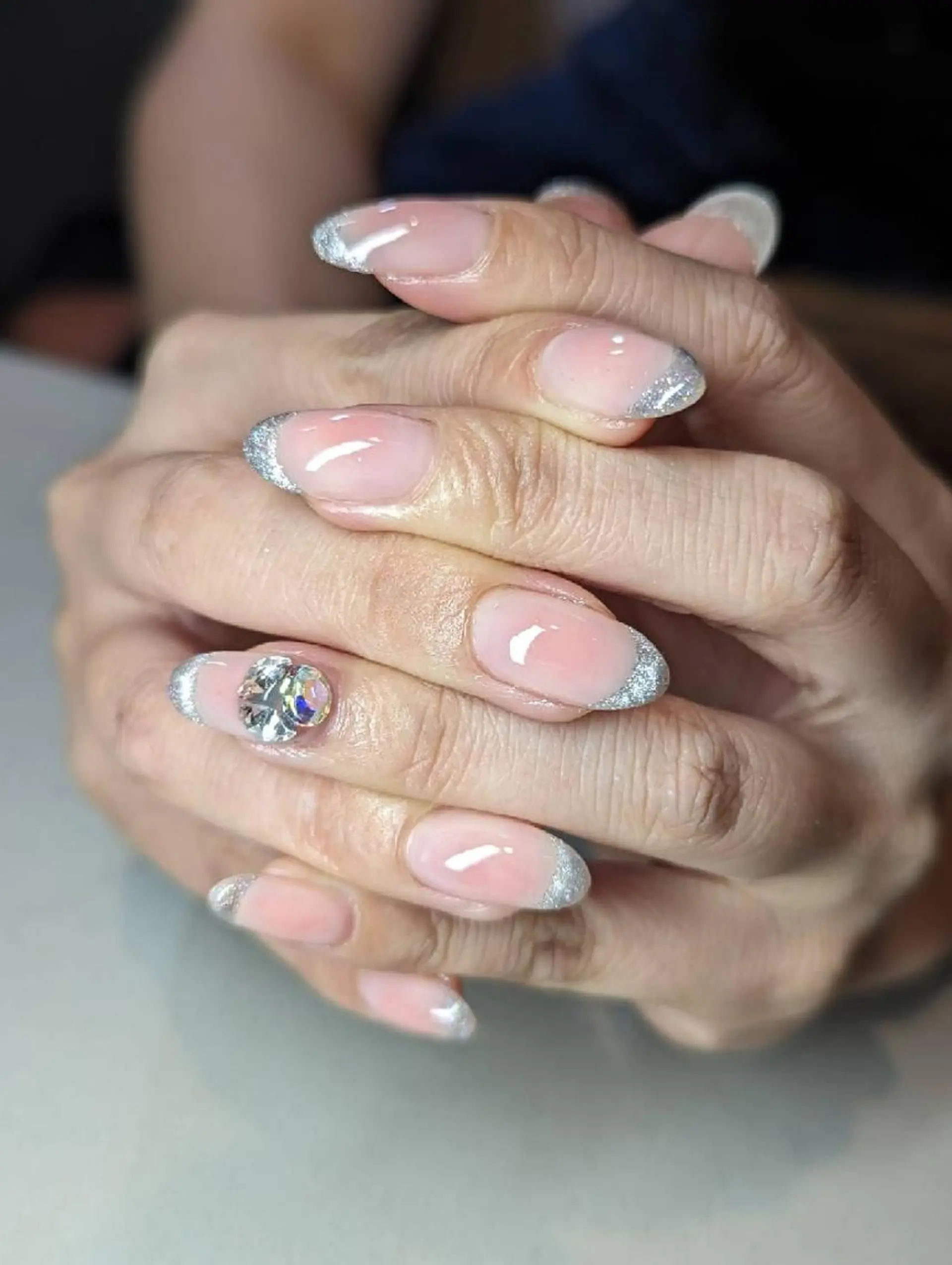 ネイル チークネイル フレンチネイル ラメ(グリッター) ストーンネイル Nailsalon BEeR。のネイルデザイン