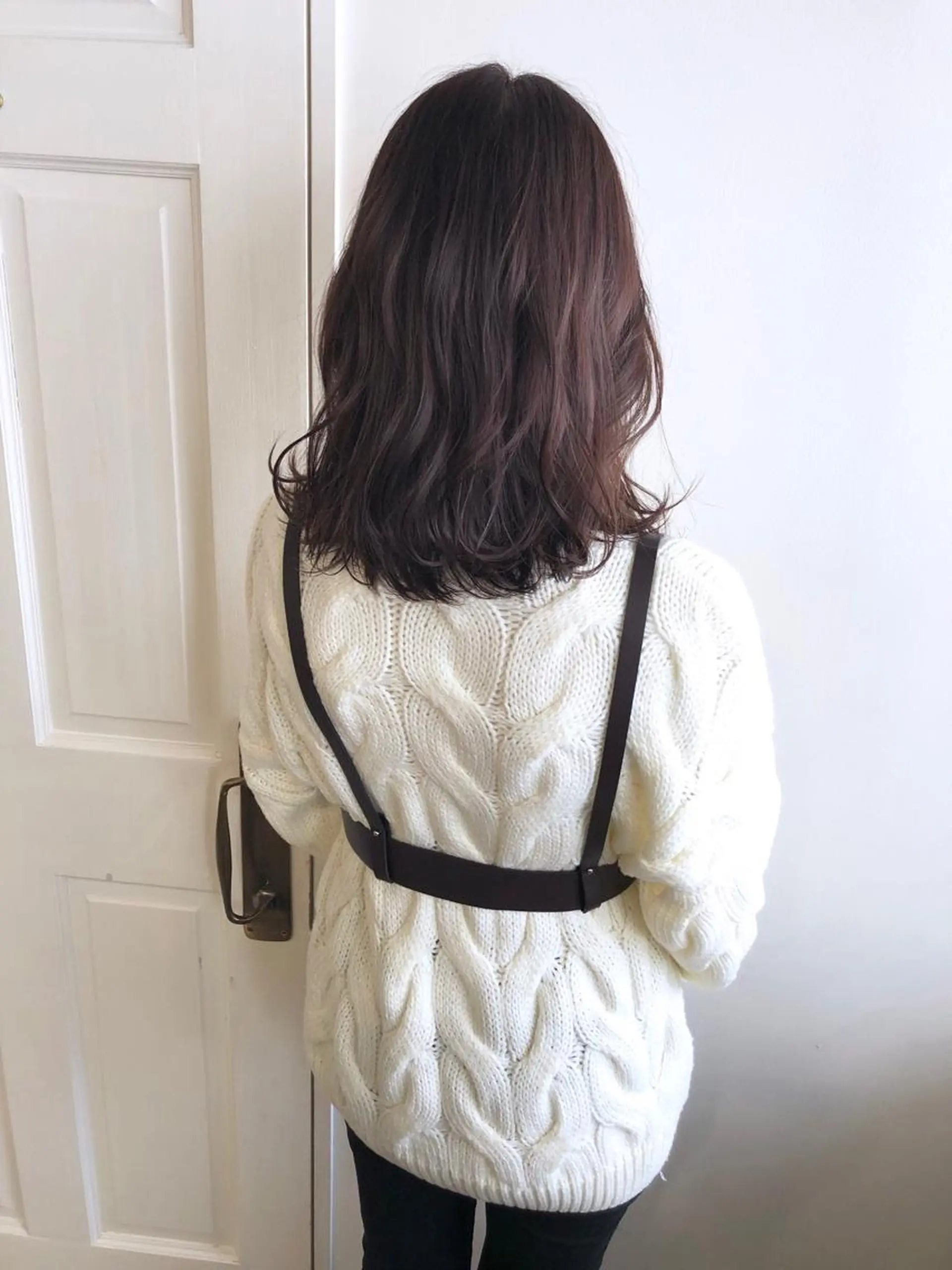 ミディアム カラー MIOベージュカラー 柔らかいカラーのヘアスタイル