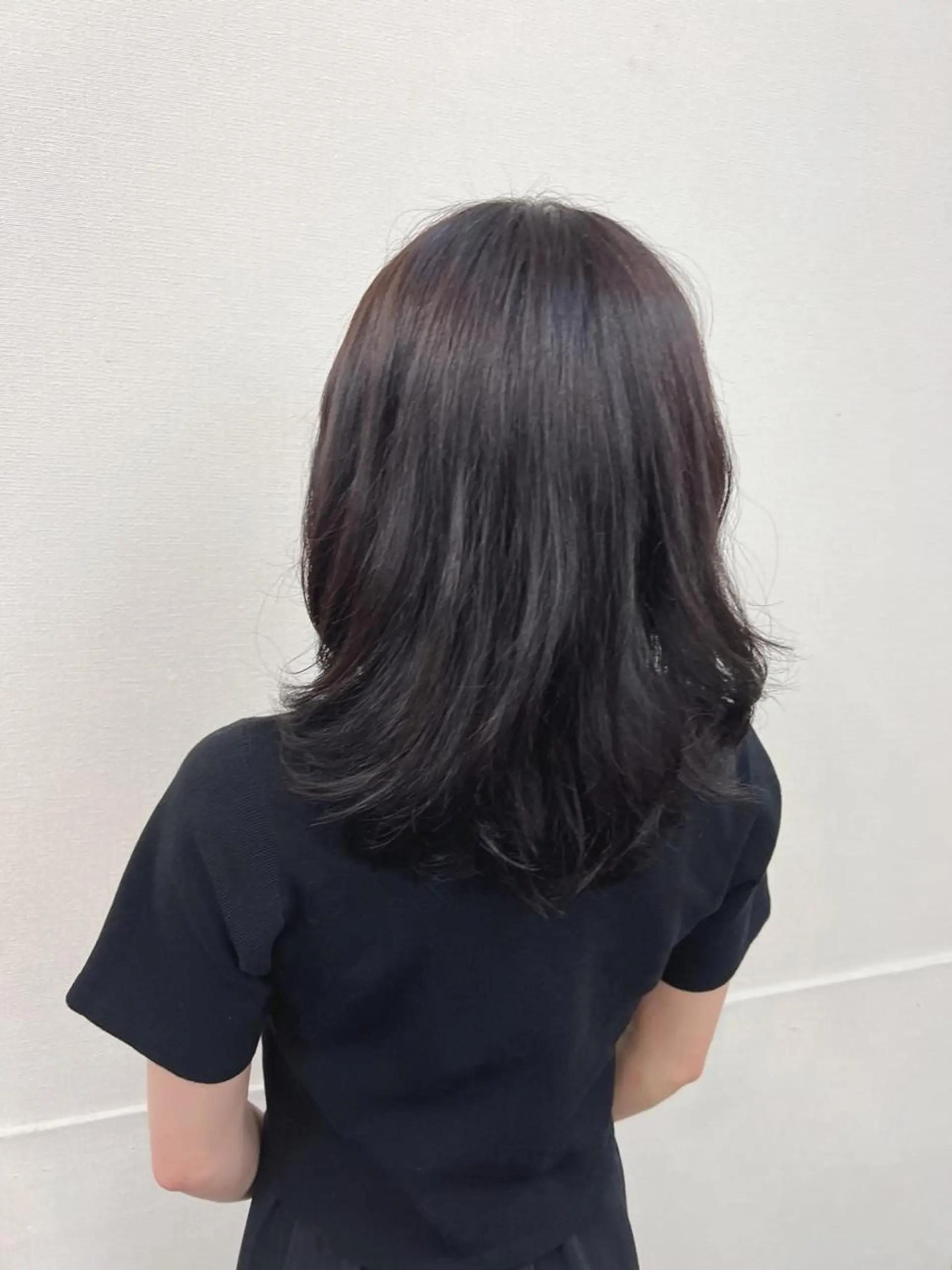 ミディアム レイヤーカット インヘアー/美容院 /下伊福店/﨑山瑠依のヘアスタイル