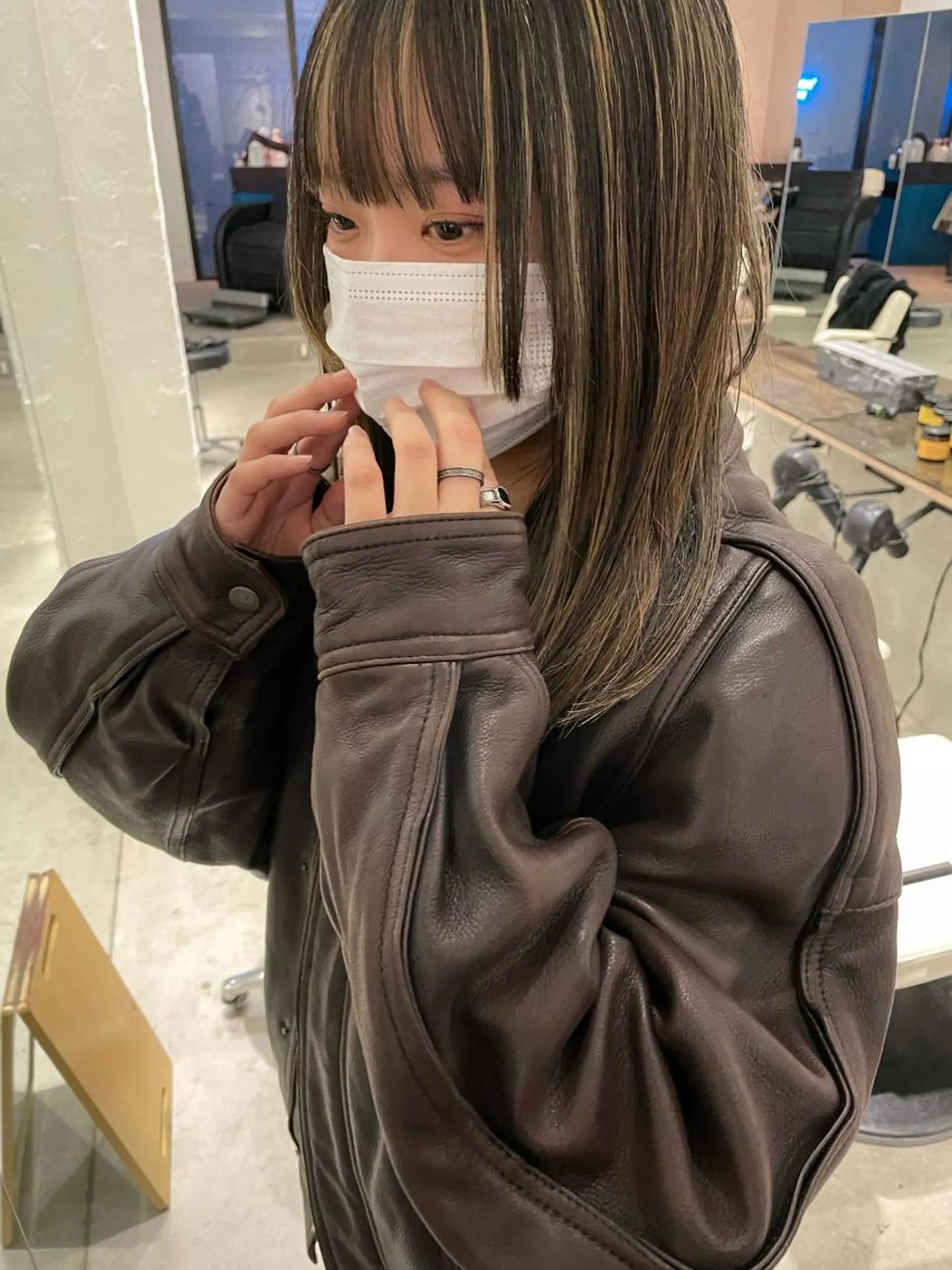 ロング カラー バレイヤージュ ブリーチ ケアブリーチ デザインカラー ダブルカラー ヘアカラー トリートメント スパイラルパーマ 🌐hina⭐️のヘアスタイル