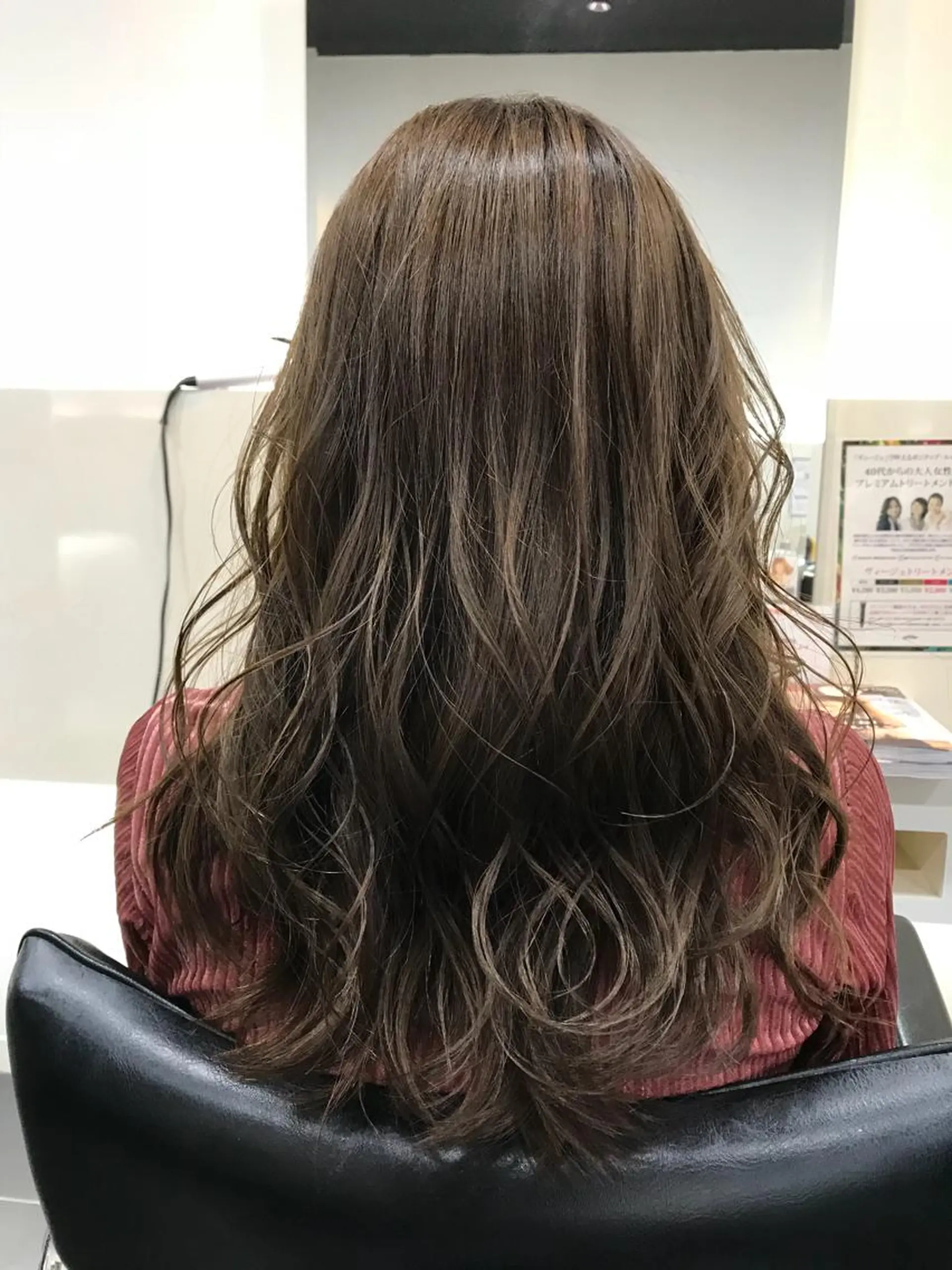 ロング カラー 関口 友行のヘアスタイル