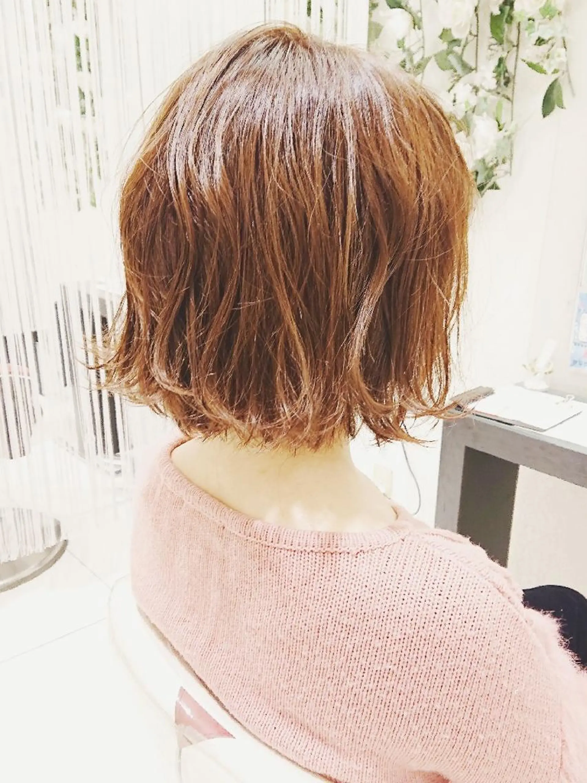 ミディアム カラー ベージュカラー ブリーチ インナーカラー ミルクティーベージュ ブリーチなしカラー ✨技術講師.艶髪✨ ✂︎佐久間✂︎のヘアスタイル