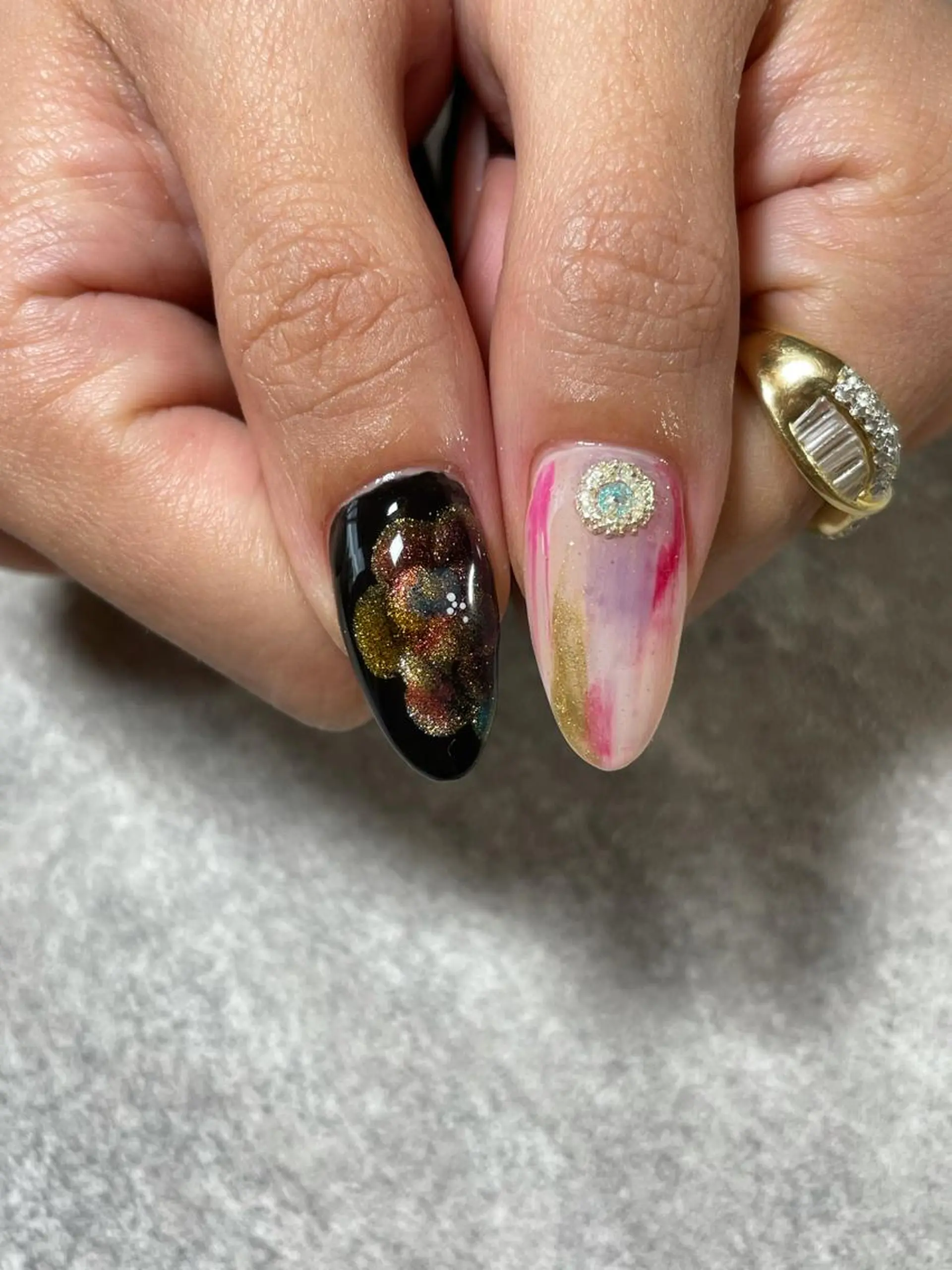 ネイル ハンドネイル 蓑原 佳央里のネイルデザイン