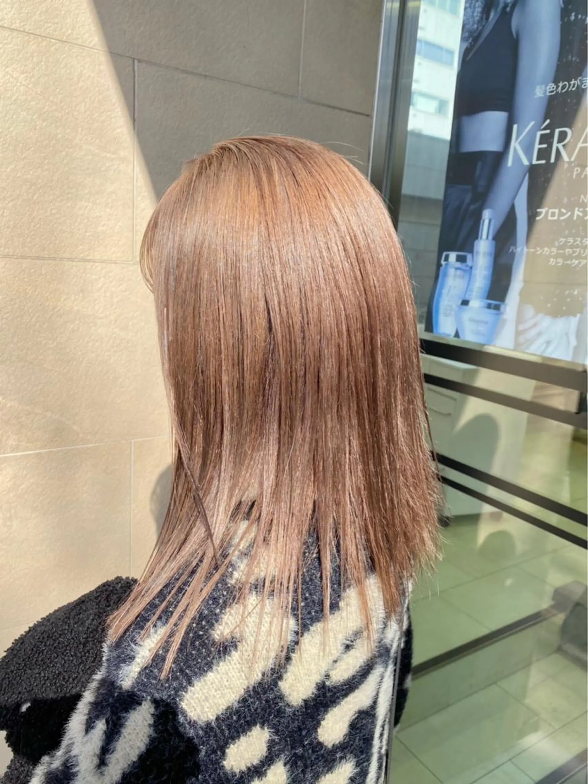 セミロング 艶髪カラー🫧 髪質改善🪽萩原のヘアスタイル