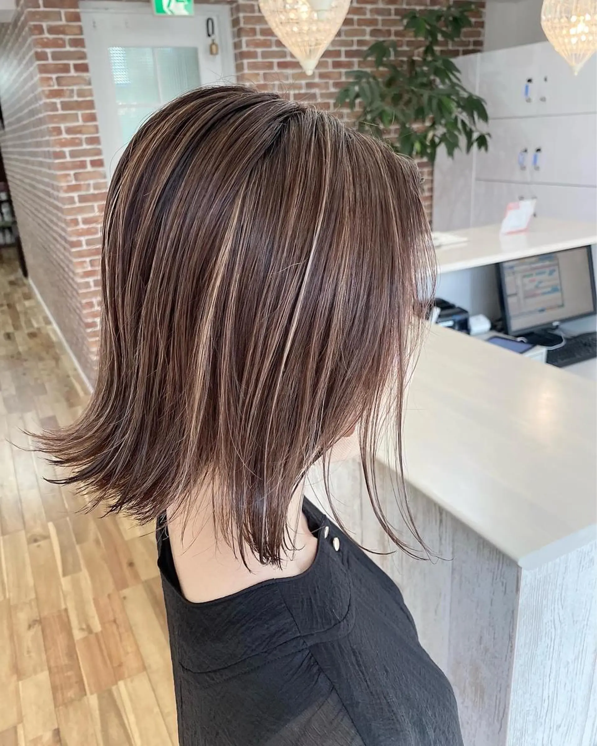 ミディアム カラー ヘアアレンジ ヘアカラー トリートメント 久米 治仁のヘアスタイル