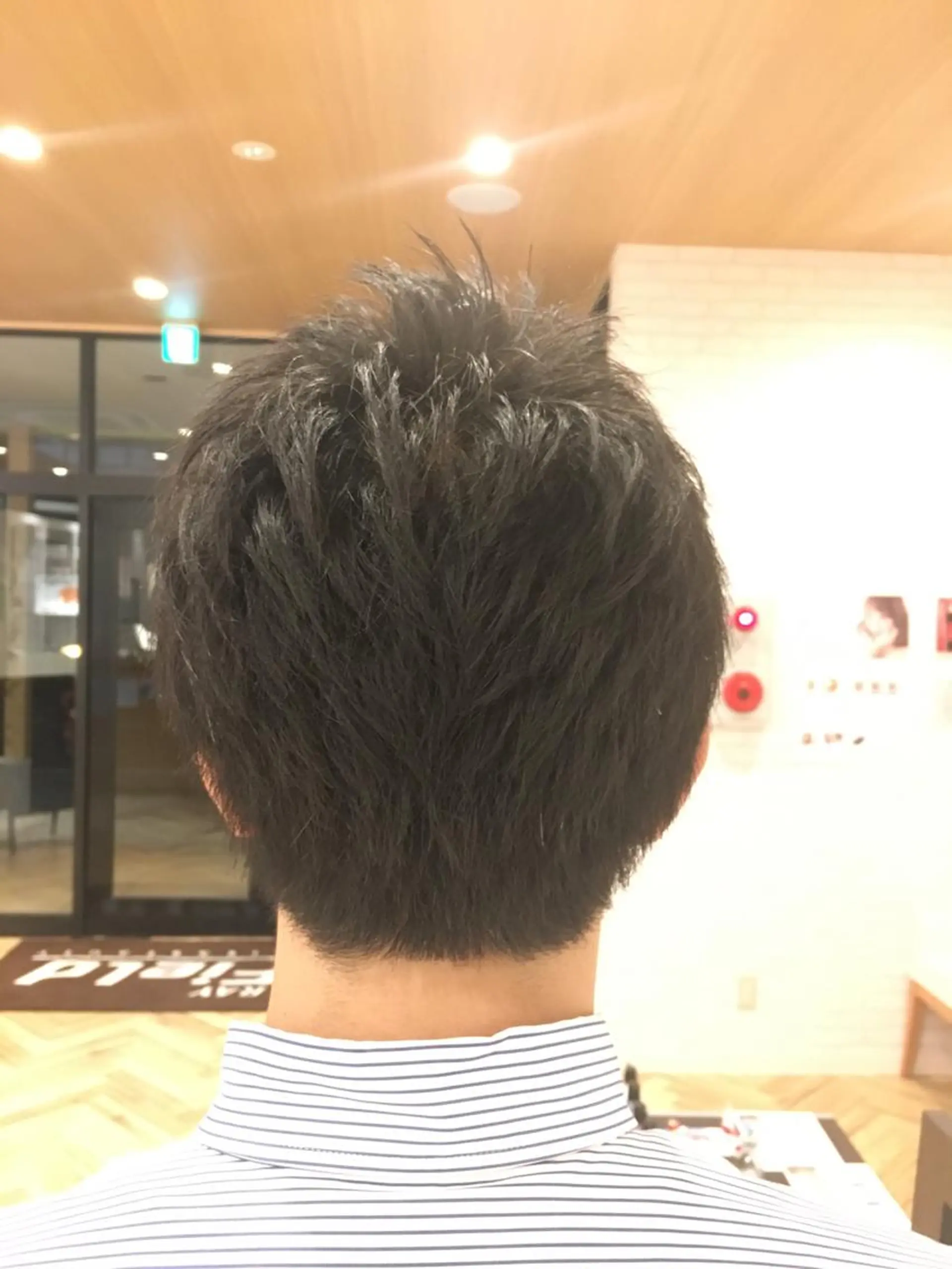 ショート メンズ 吉村 周馬のヘアスタイル
