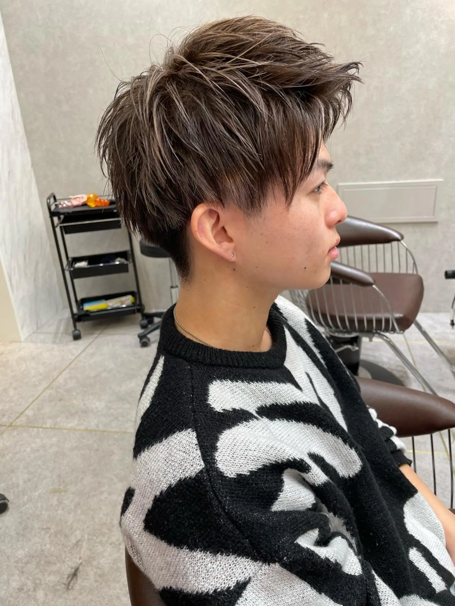 メンズ rina／ベージュ ワンホン/韓国ヘアのヘアスタイル