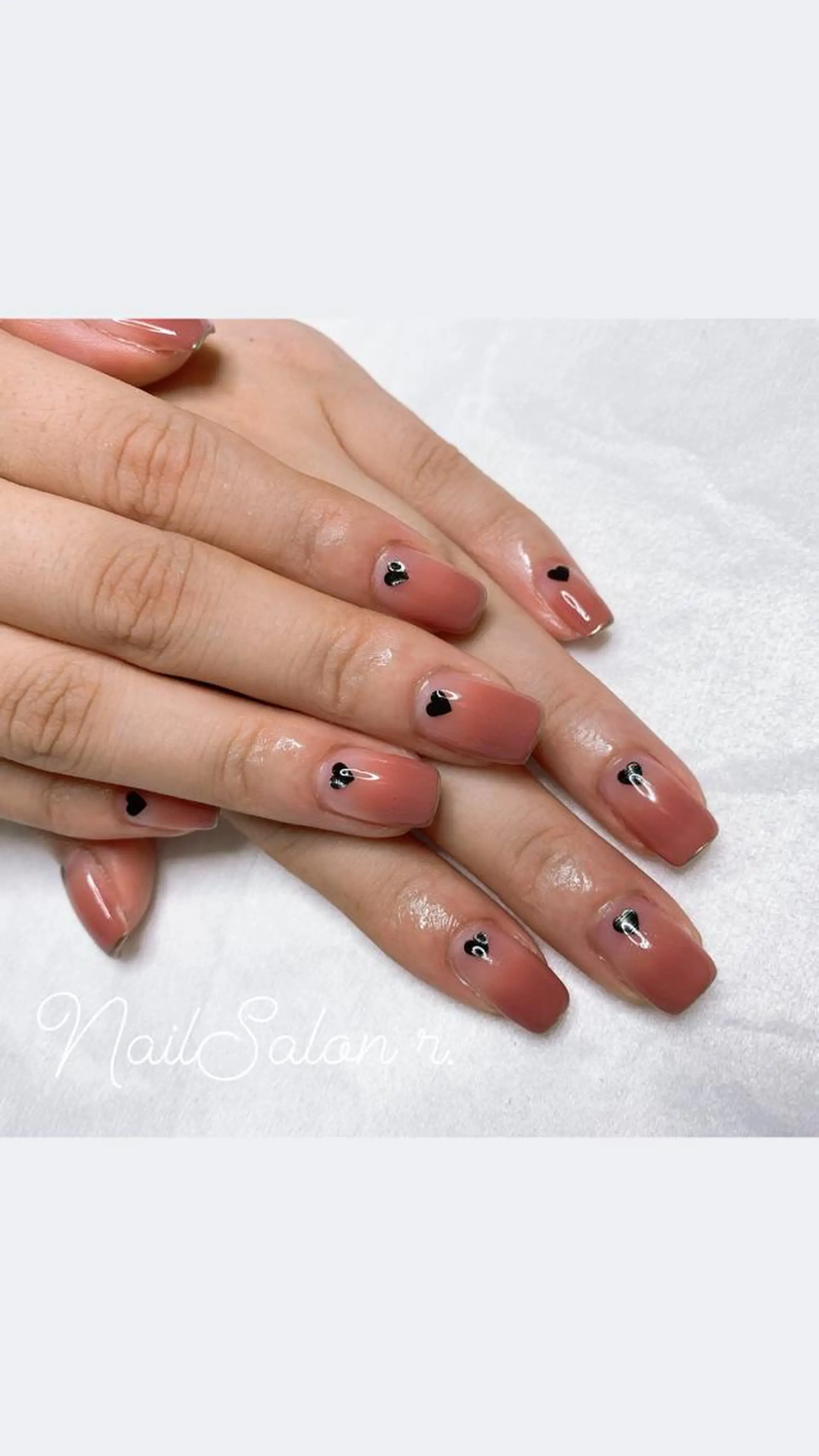 ネイル ハンドネイル Nailsalon r.のネイルデザイン