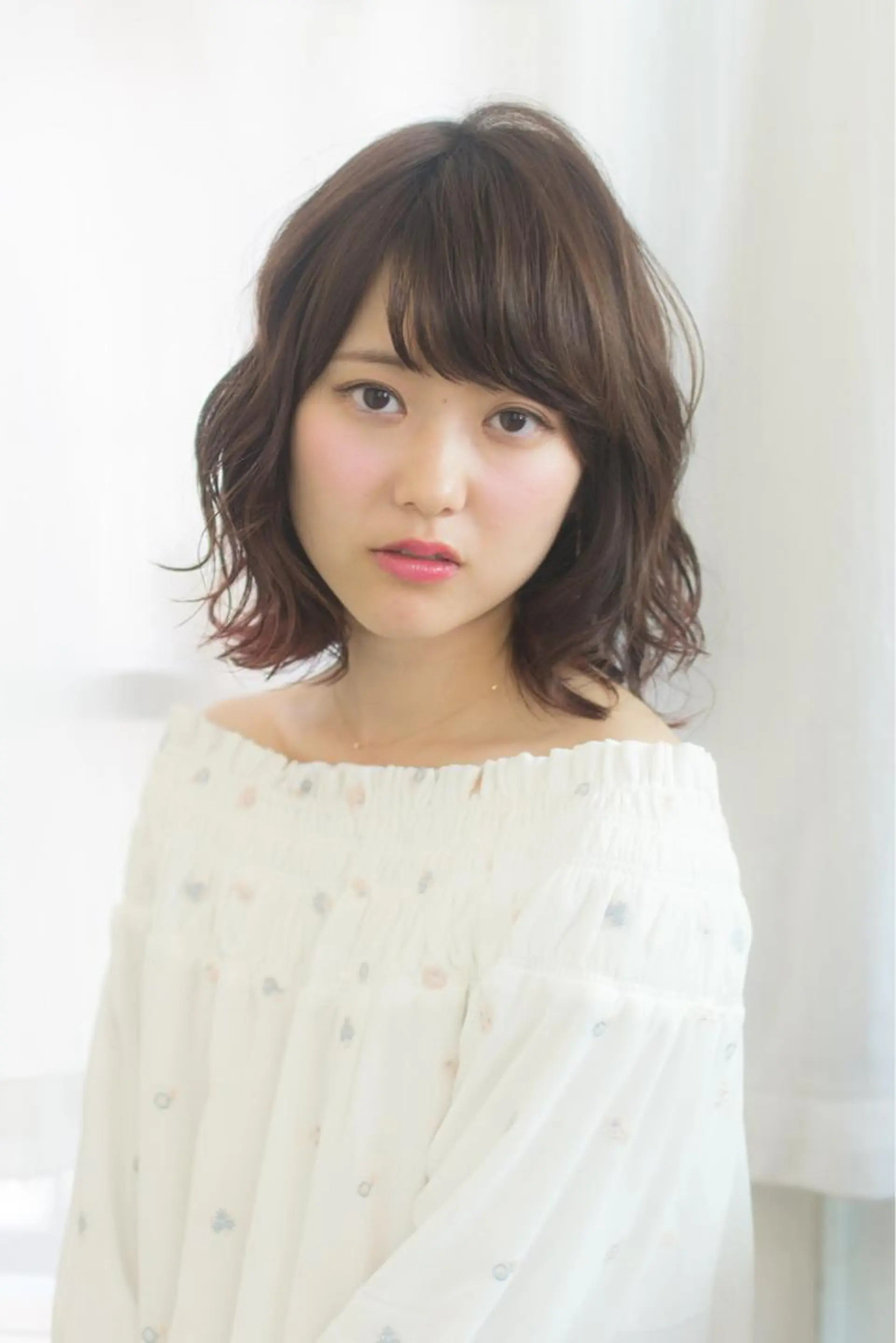 ミディアム カラー パーマ 榎園 由美のヘアスタイル