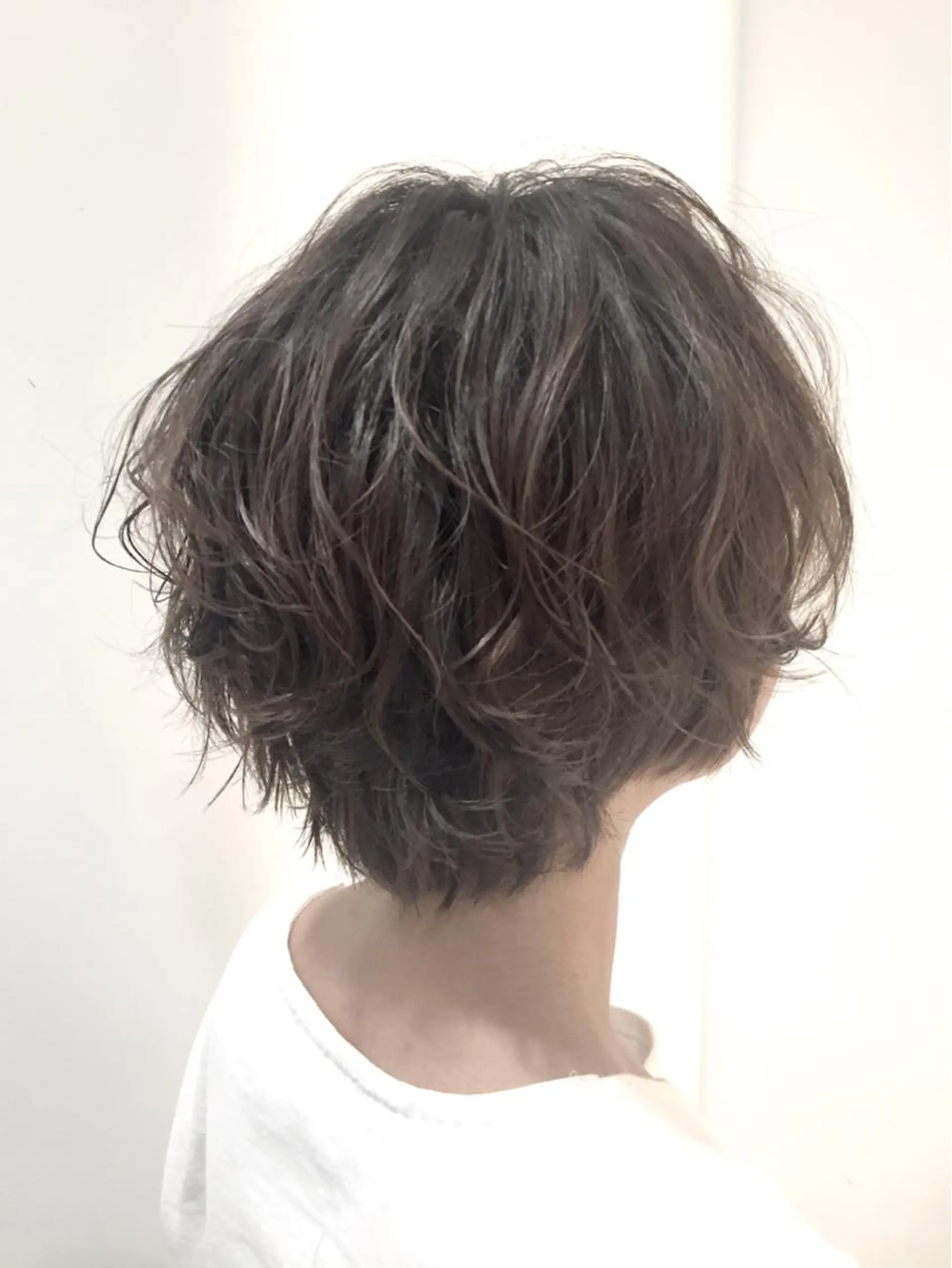 ショート ミディアム セミロング ロング カラー パーマ ミディアムパーマ セミロングパーマ デジタルパーマ due hair 京都駅前店 MILBON オージュア認定サロン【デューヘアー】所属・ハイトーンブリーチ 土坂　由志【京都】のヘアスタイル