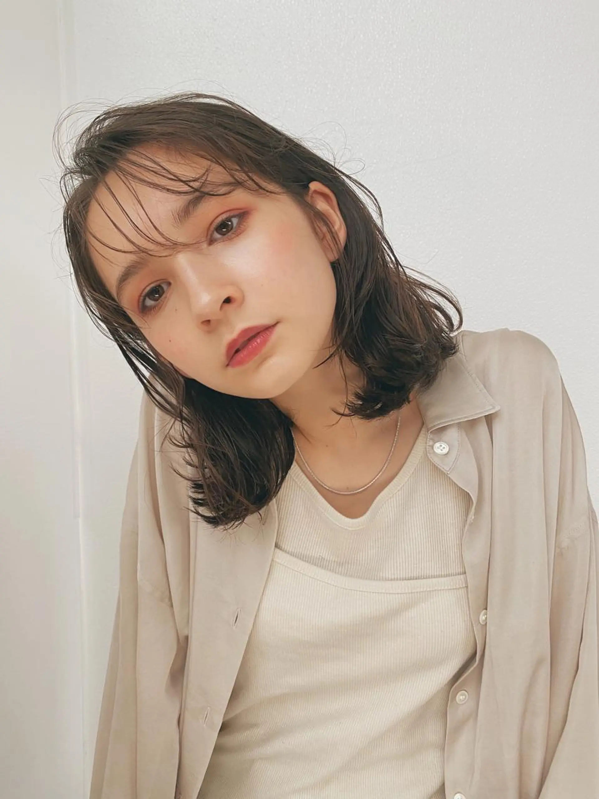 ミディアム カラー パーマ ヘアアレンジ メンズ キッズ ネイル マツエク・マツパ モリモト サナのヘアスタイル