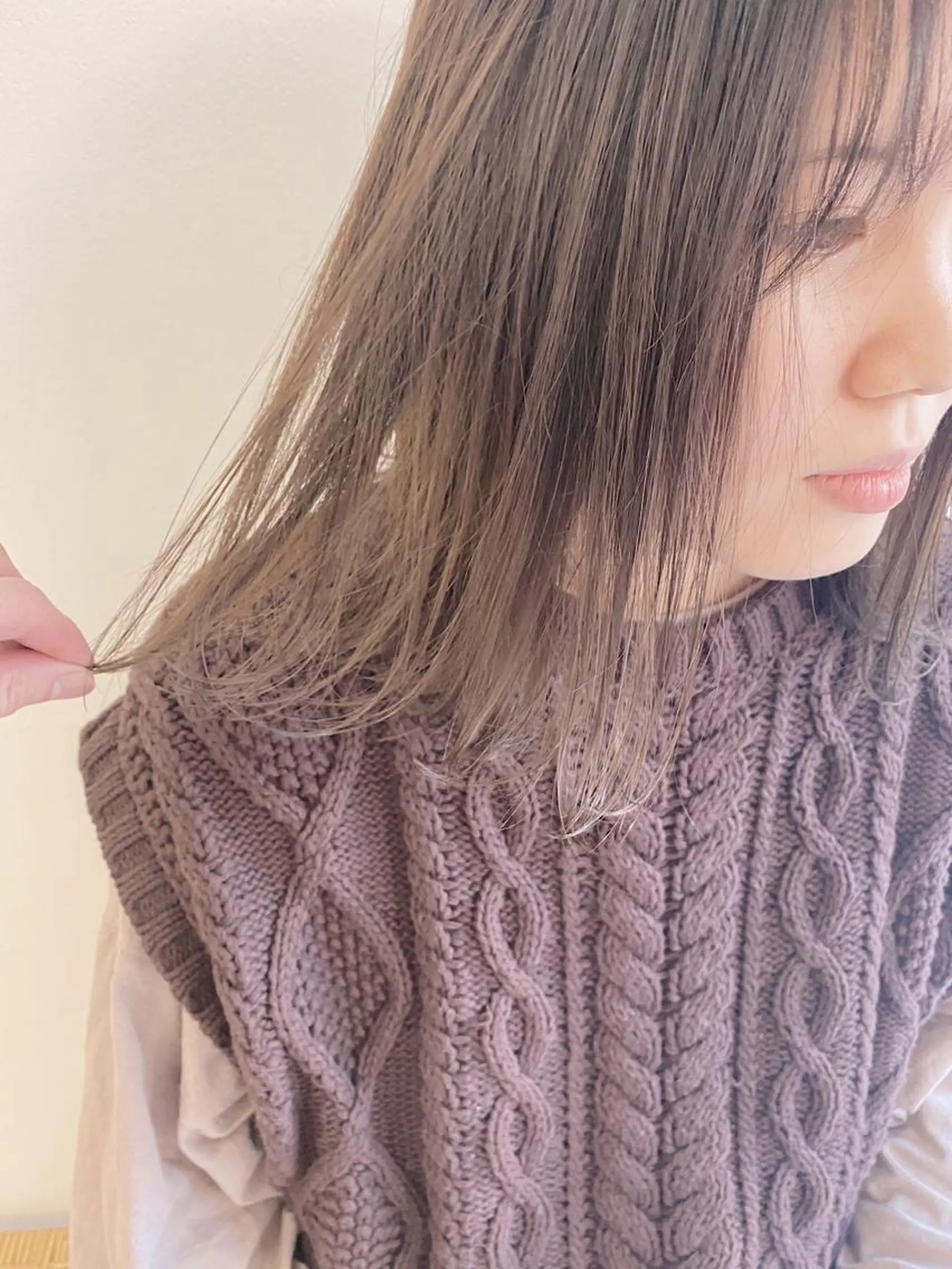 ミディアム カラー 顔周りレイヤー/韓国 ブリーチminamiのヘアスタイル