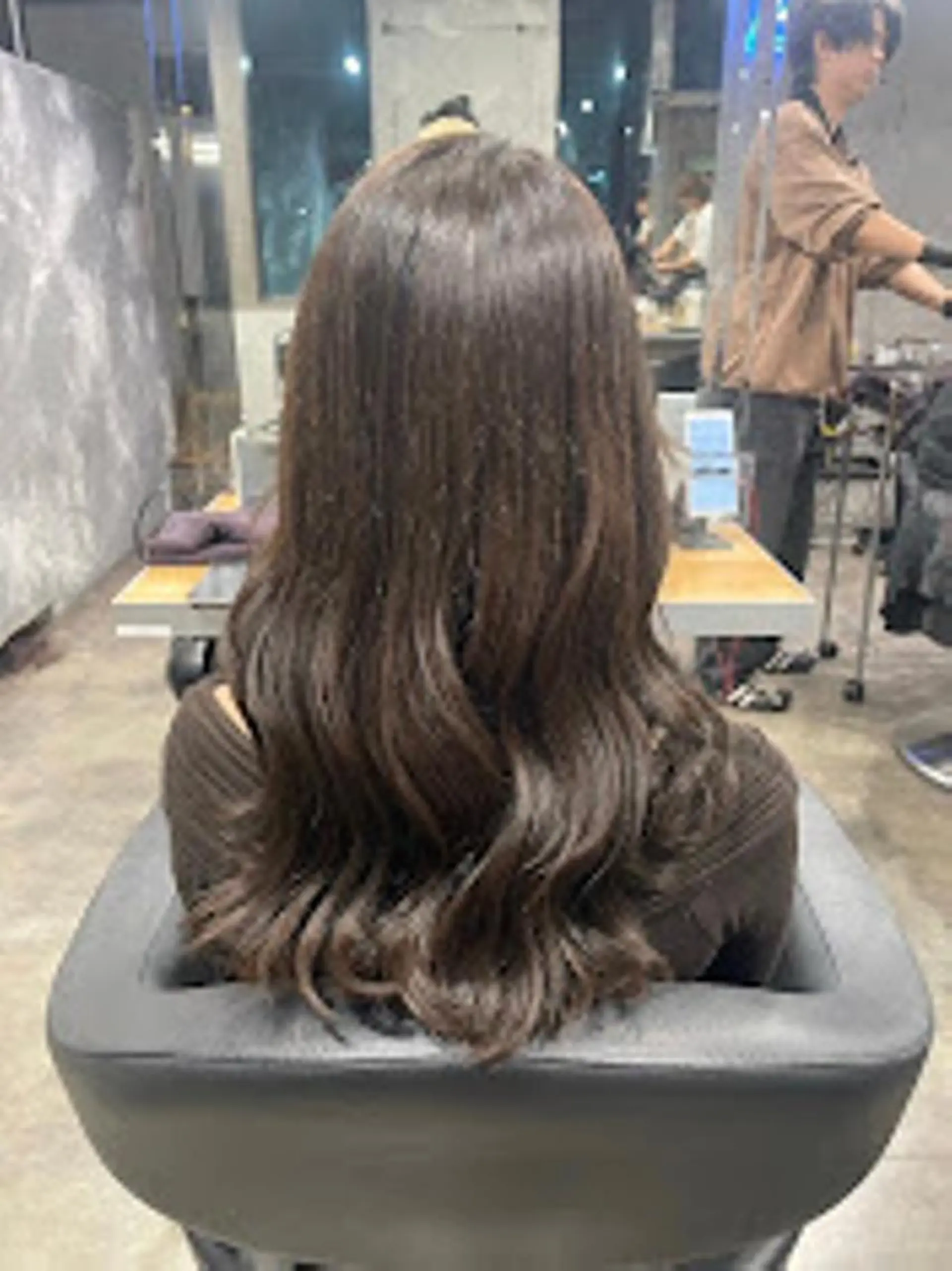 カラー 【公式】DISCO銀 座🪩トレンド🪽のヘアスタイル