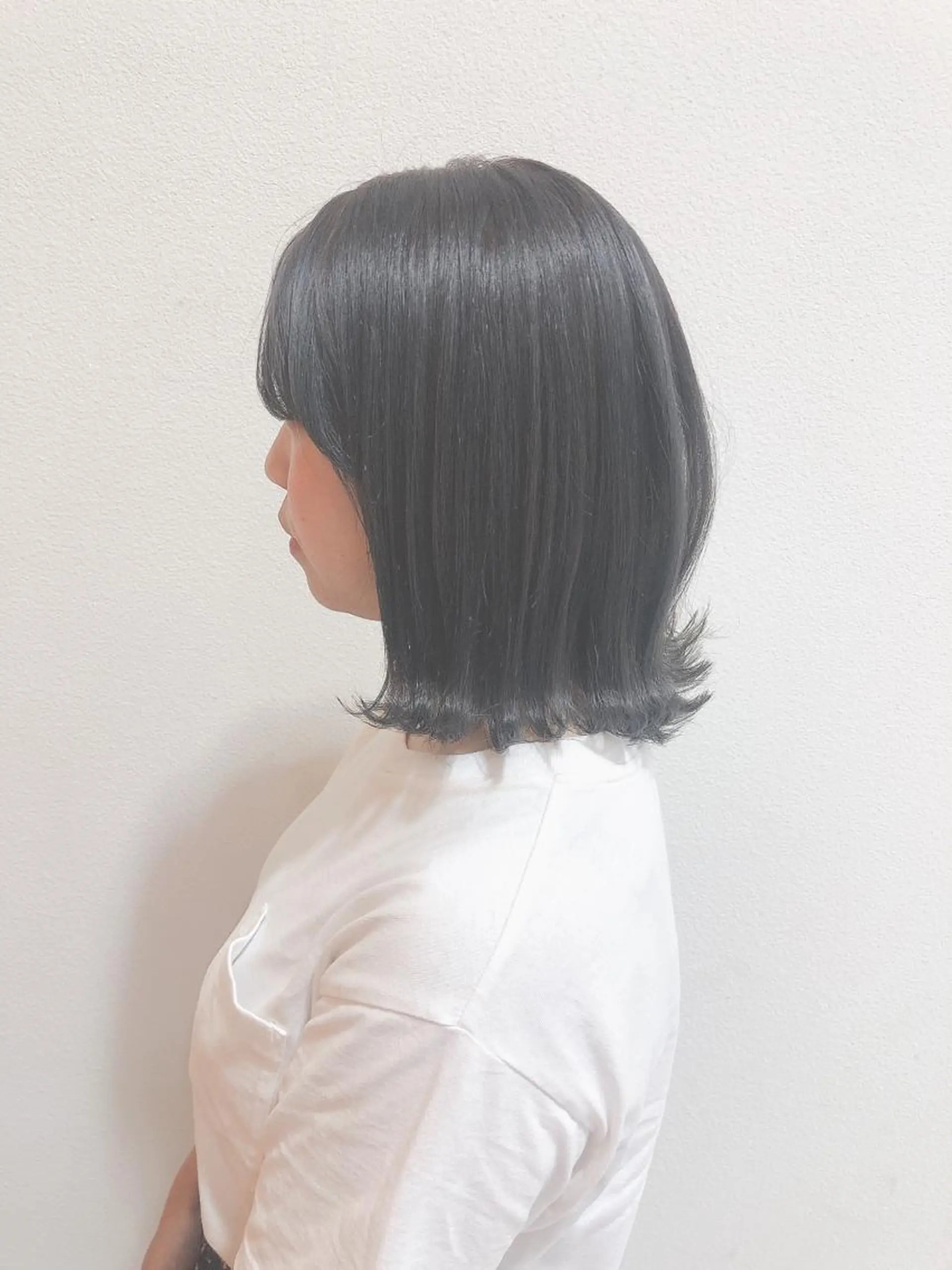 ミディアム カラー 西 めぐみのヘアスタイル