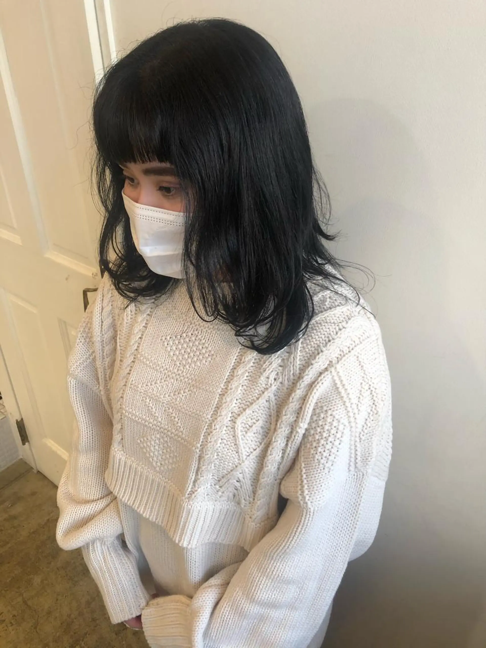 ミディアム カラー MIOベージュカラー 柔らかいカラーのヘアスタイル