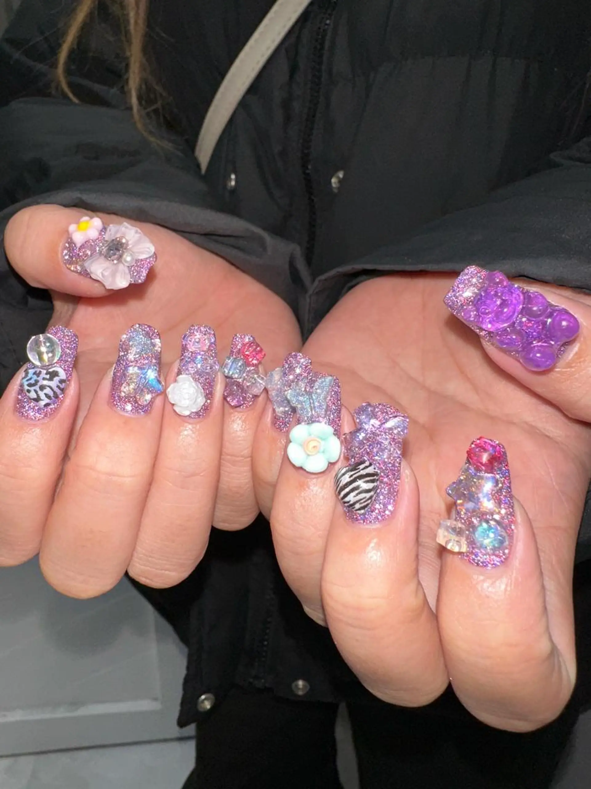 ネイル 持ち込み ハンドネイル フットネイル 個性派ネイル 🌼 ハルカ ♡のマツエク・マツパデザイン