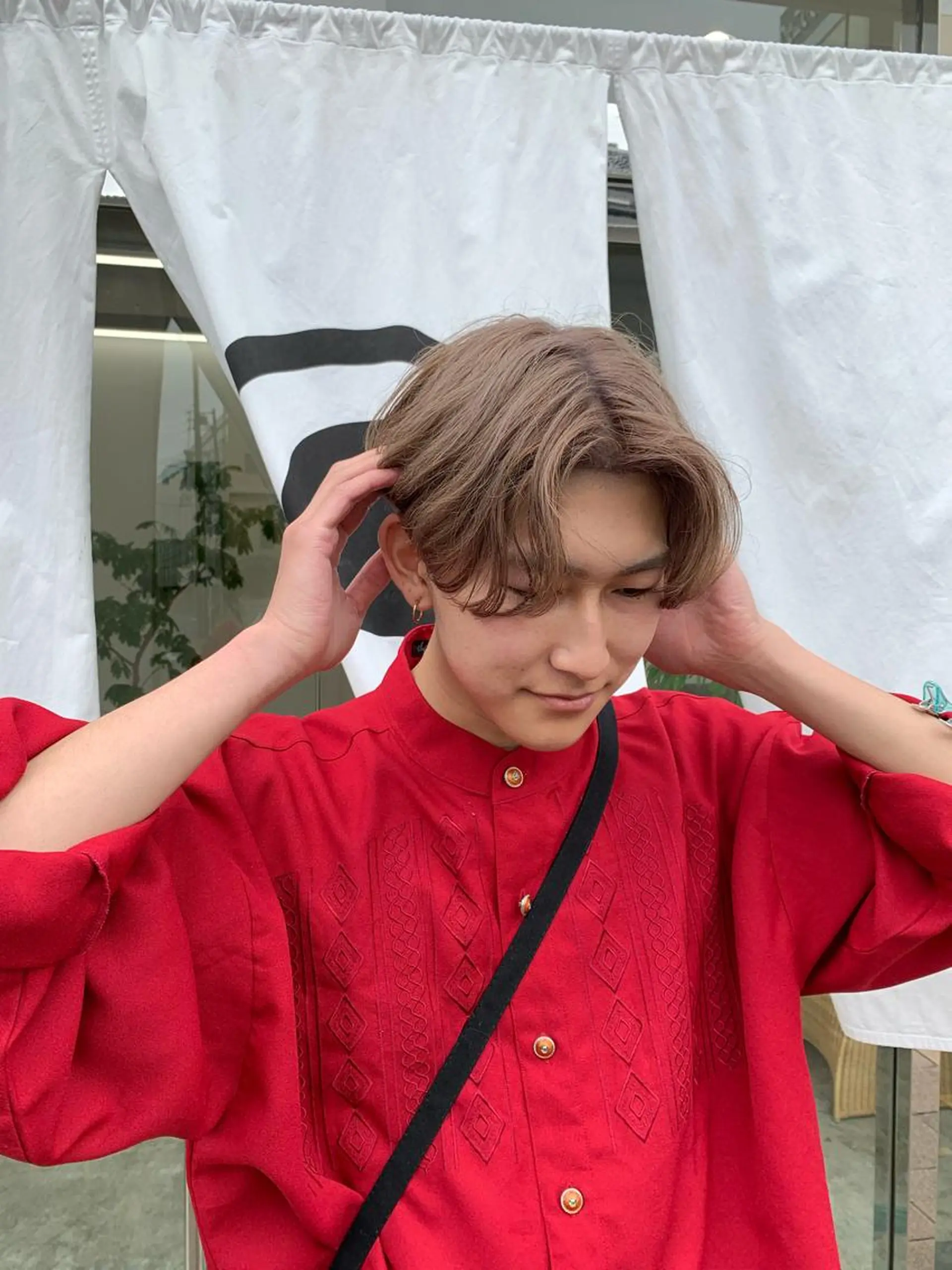 カラー amy.所属・メンズカットパーマ/ ブリーチ高柳将太のヘアスタイル