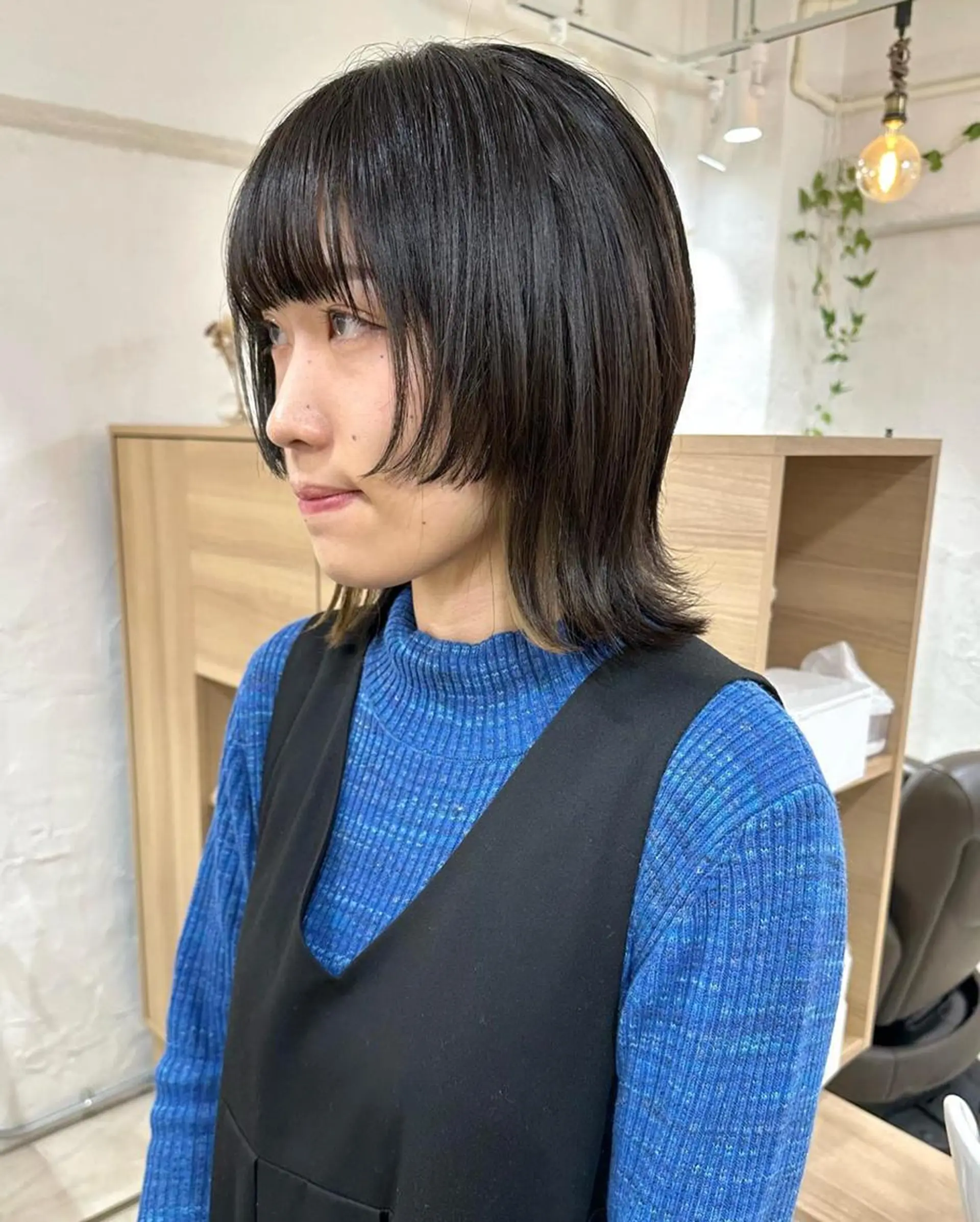 ショート カラー パーマ 切りっぱなしボブ 前下がりボブ ショートボブ 黒髪 イヤリングカラー 銀座No.1髪質改善 縮毛矯正/本木のヘアスタイル