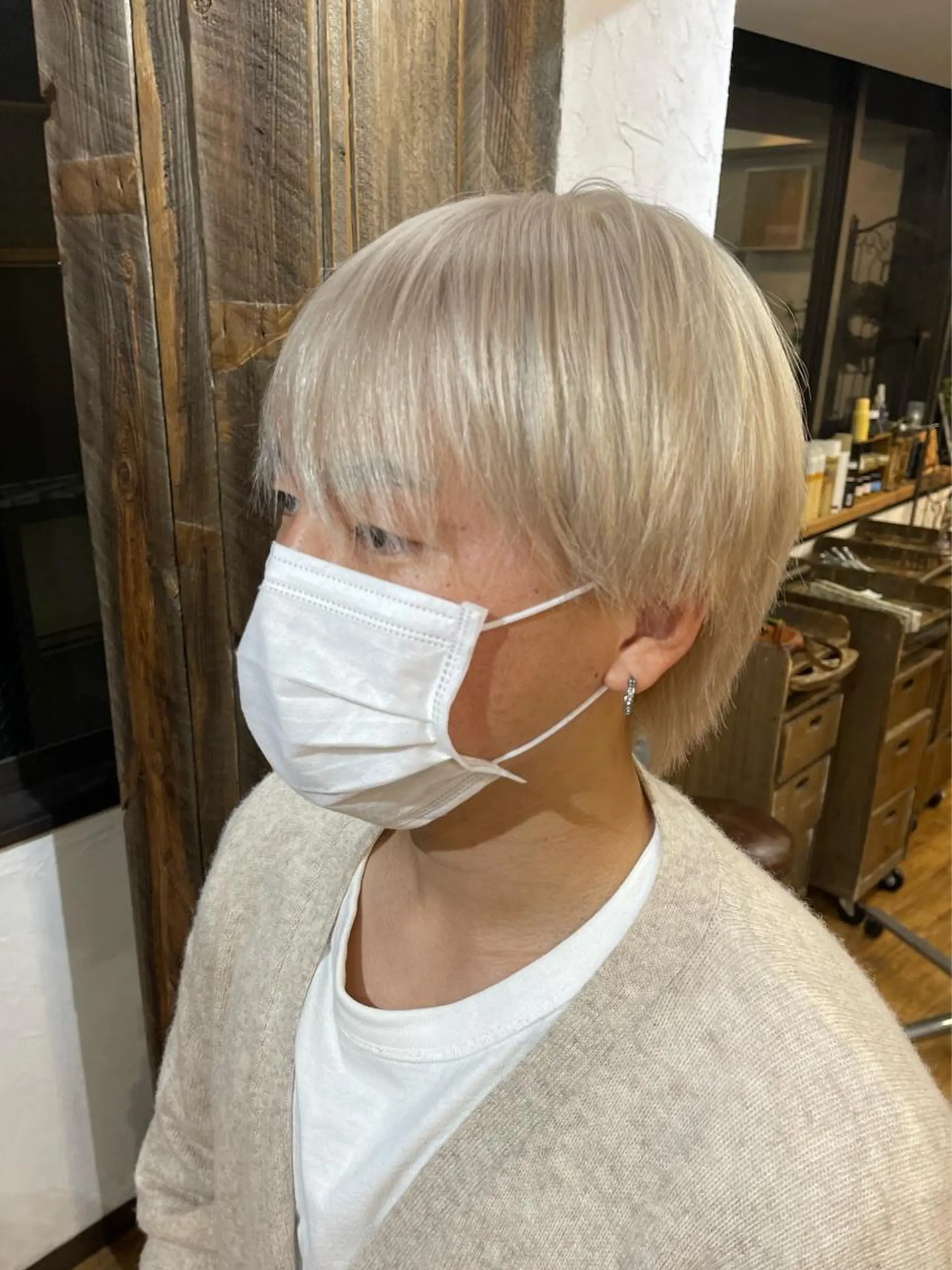 カラー メンズ 180° OneEightyDegrees 中目黒所属・Himari 【ハイトーンカラー】のヘアスタイル