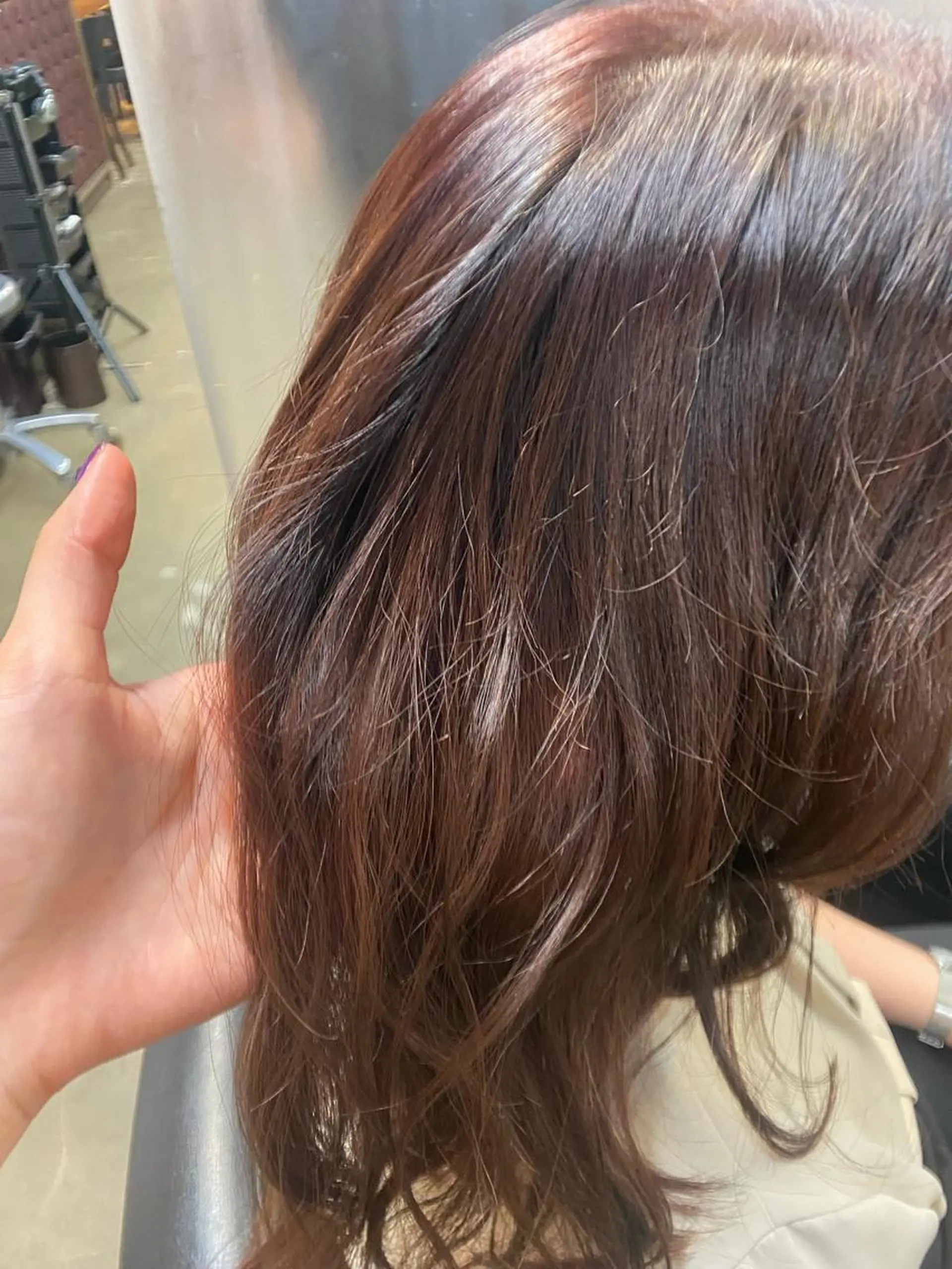 ミディアム 萩原 あんのヘアスタイル