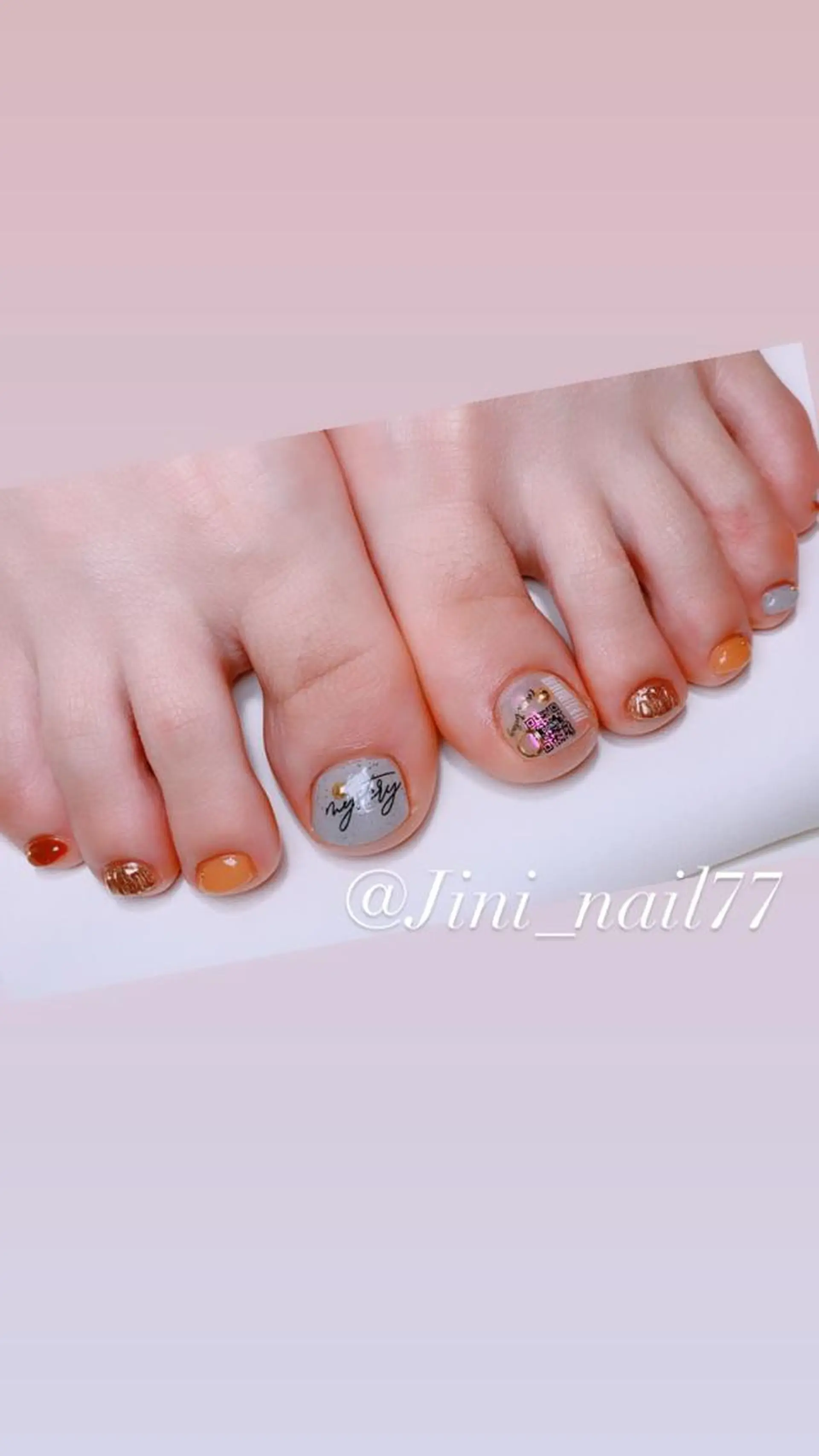 ネイル ハンドネイル JINI NAIL所属・ジニ ネイルのネイルデザイン