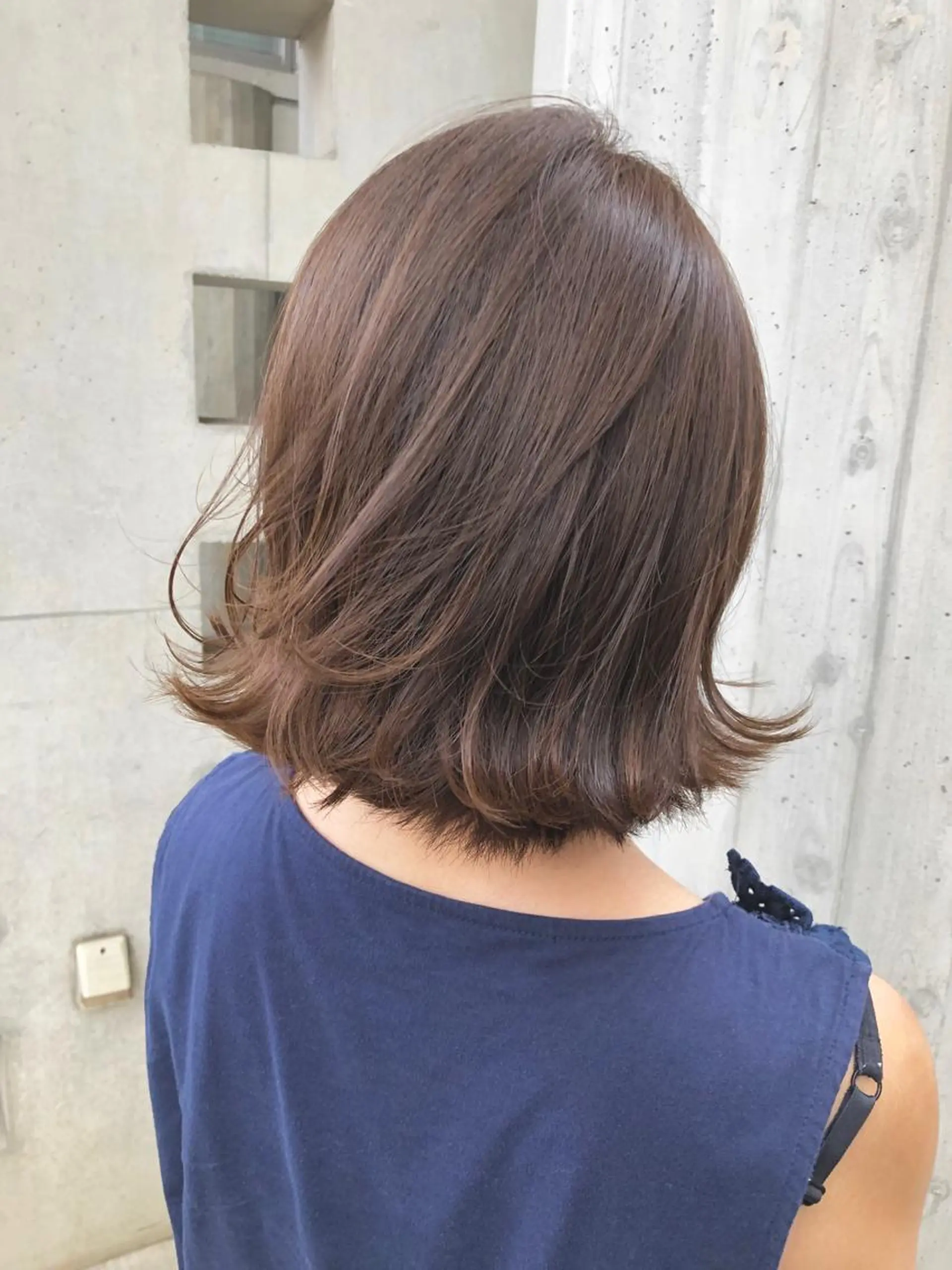 ショート カラー アディクシーカラー イルミナカラー ボブ ショートヘア 外ハネヘア LIZE nex the salon 渋谷【ライズ ネックス ザ サロン】所属・大人レイヤー/海外 /韓国/濱口のヘアスタイル