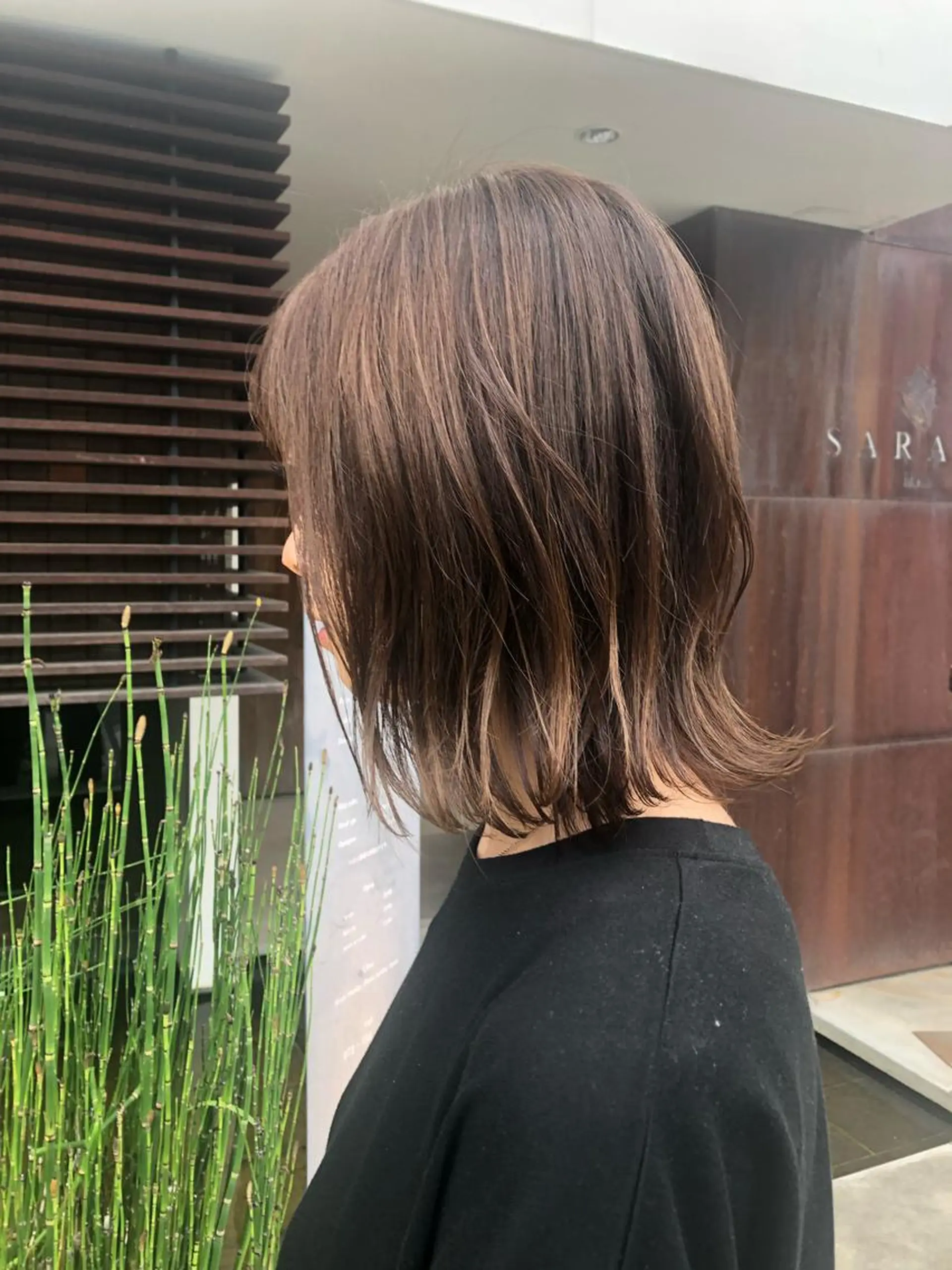 セミロング カラー ヘアカラー トリートメント 中井 一葉のヘアスタイル