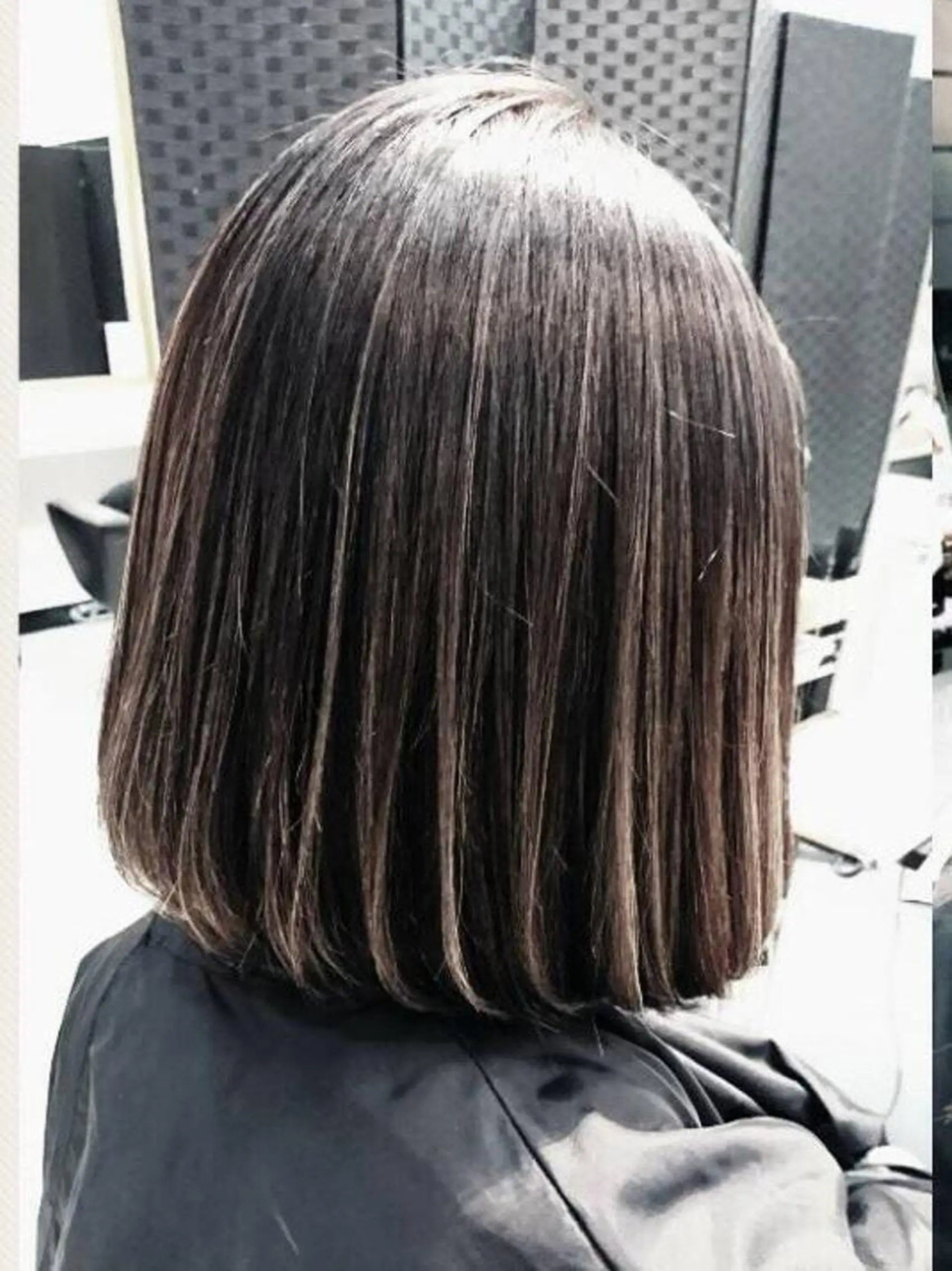 ミディアム ハイライト 大山 晃介のヘアスタイル