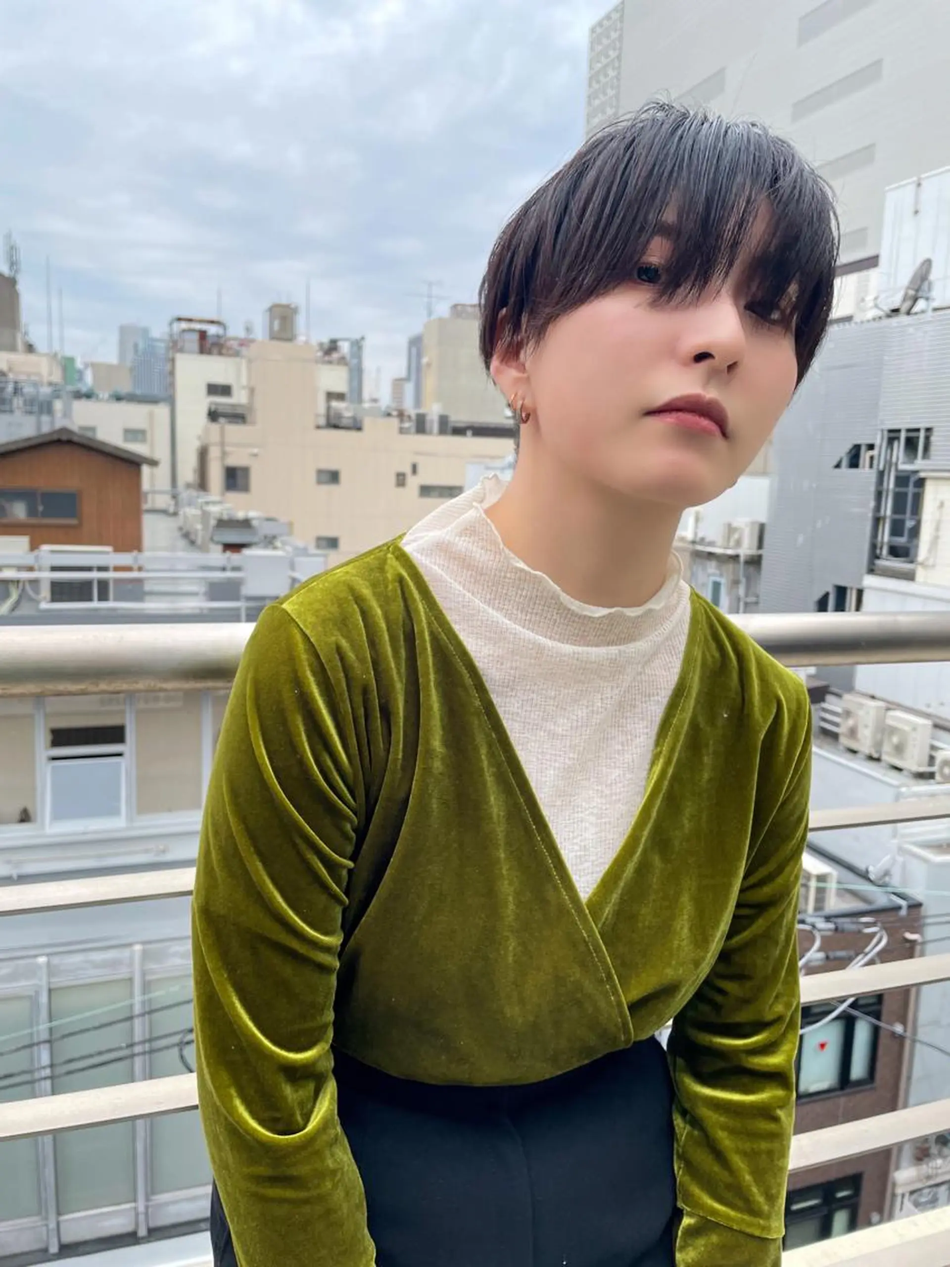 ショート カラー オカモト ミユウのヘアスタイル