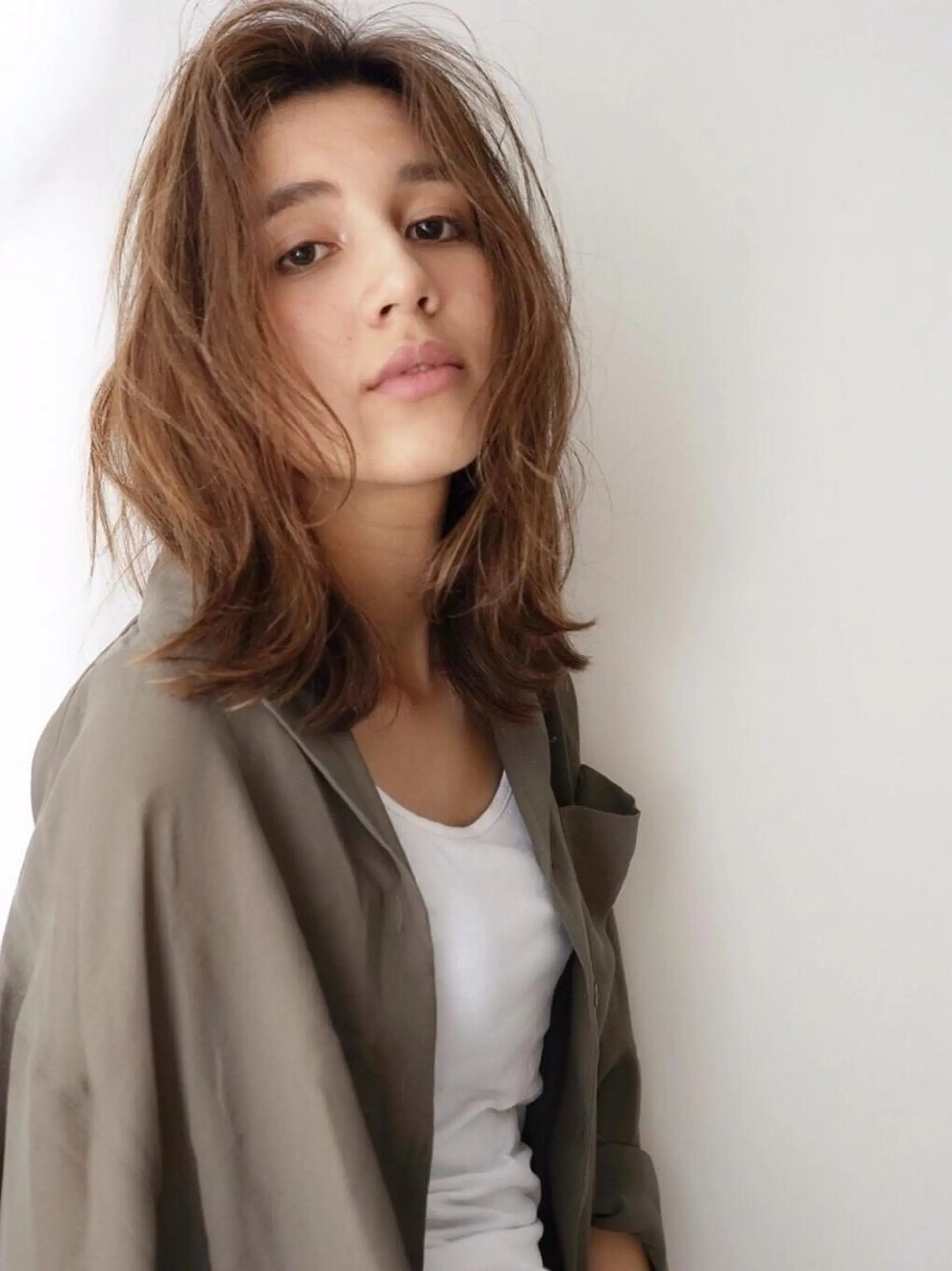 ミディアム カラー マツエク・マツパ 🤎ベージュカラー 🐶メンズパーマのヘアスタイル