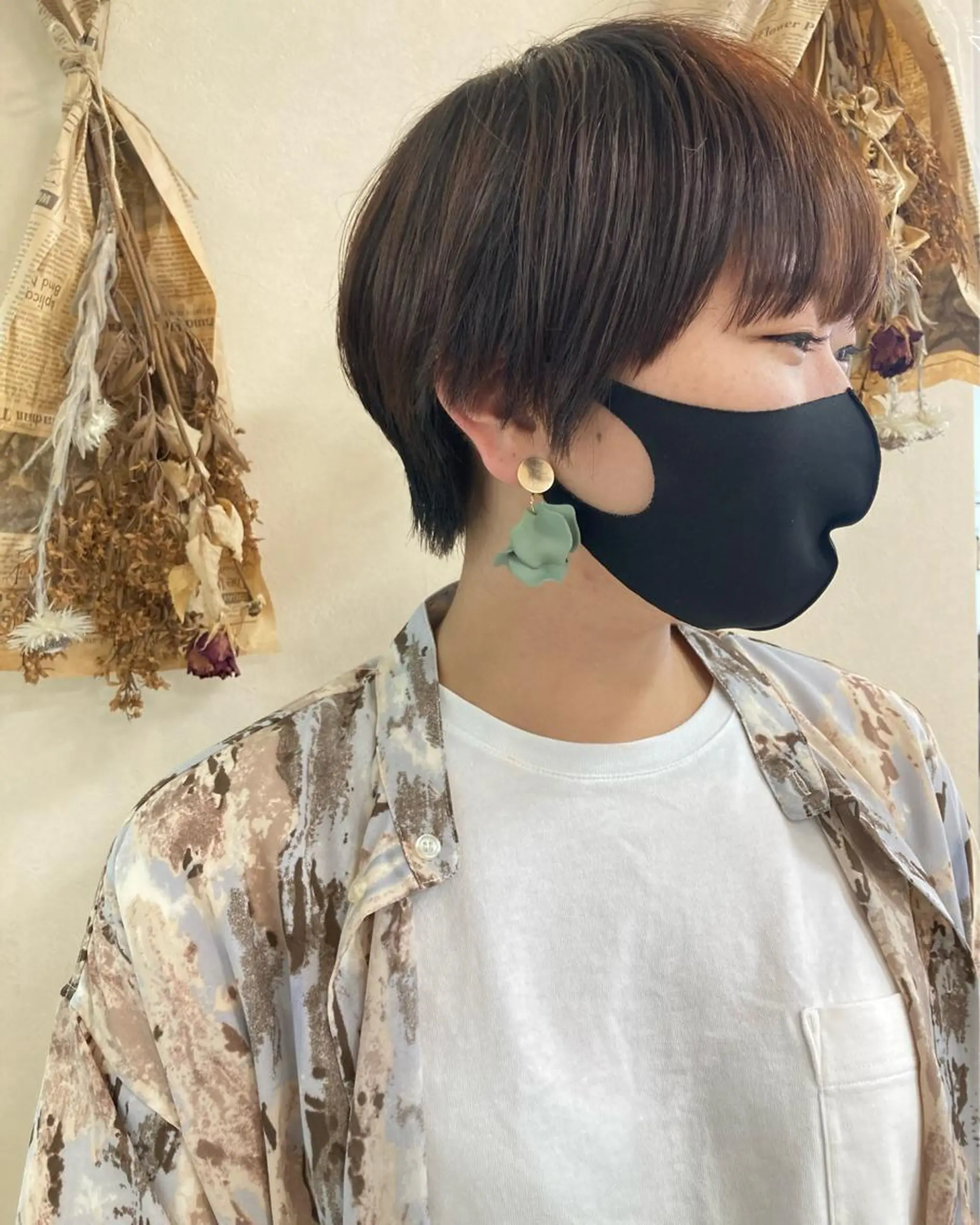 ショート 切りっぱなしボブ ショートボブ ハンサムショート 丸みショート ボブ カット トリートメント 朝がちょっと楽しくな るshort･bobのヘアスタイル