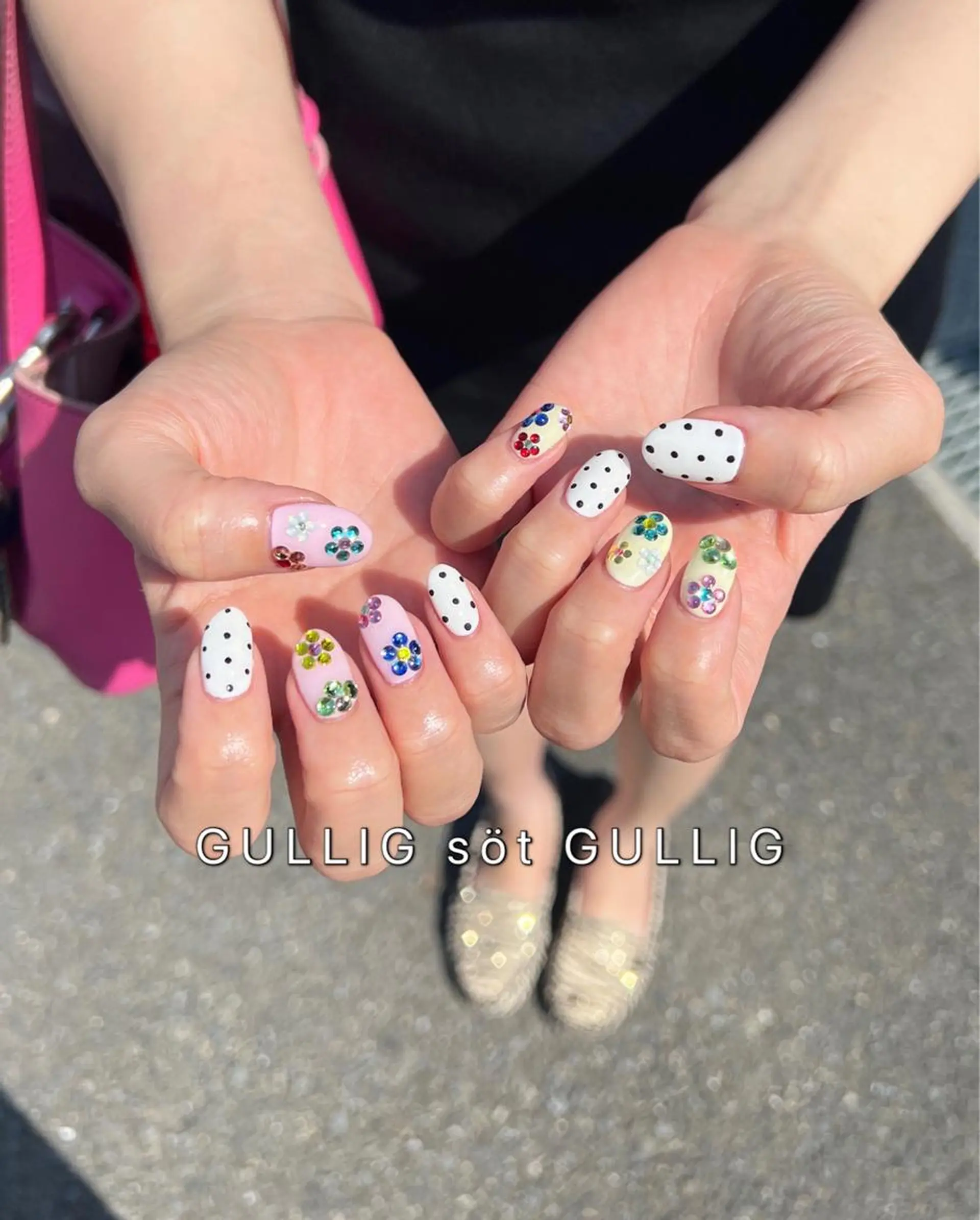 ネイル GULLIG söt GULLIGのネイルデザイン