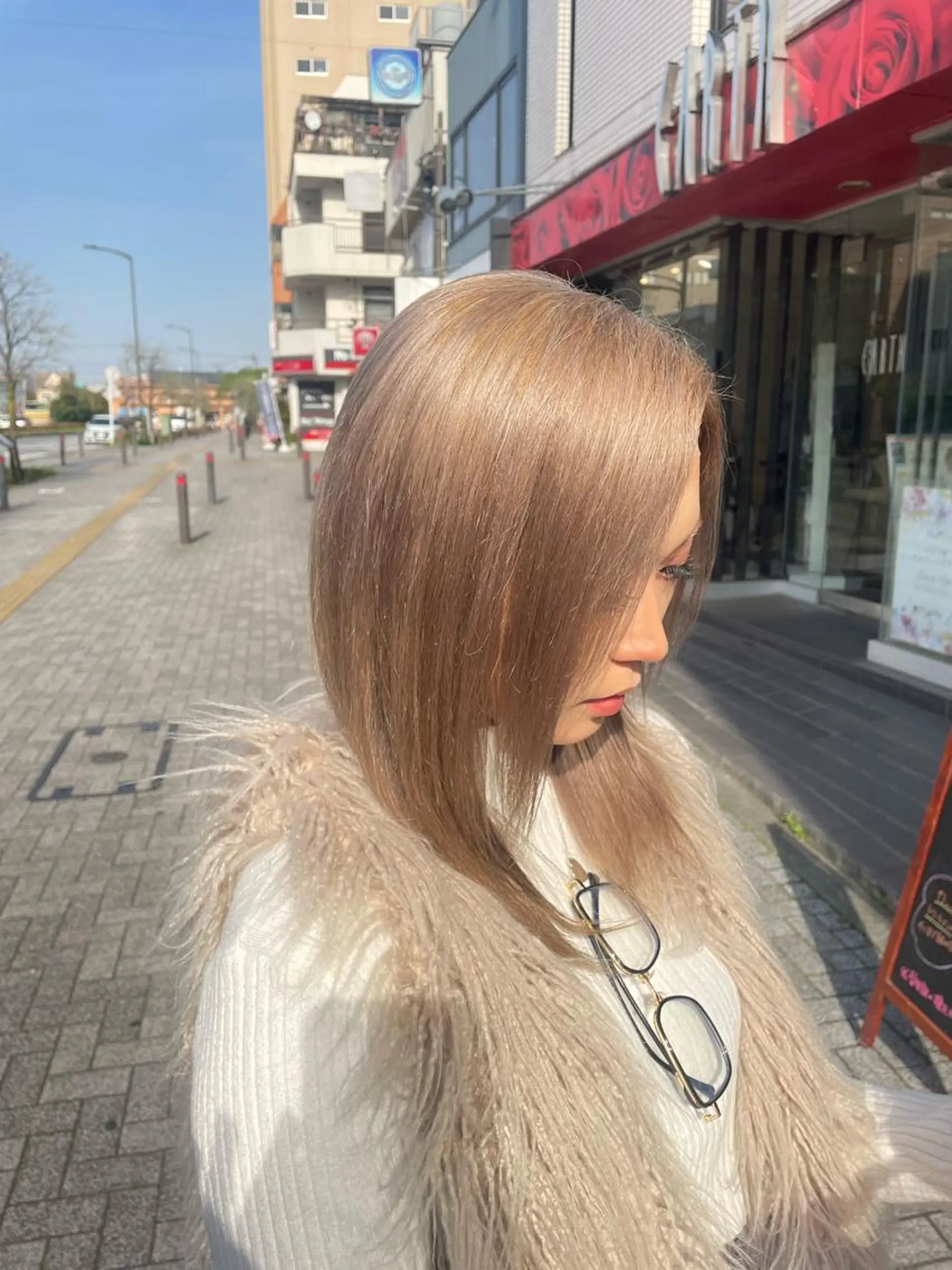 セミロング カラー ブリーチ ヘアカラー トリートメント 💞暖色カラー 💞risaのヘアスタイル