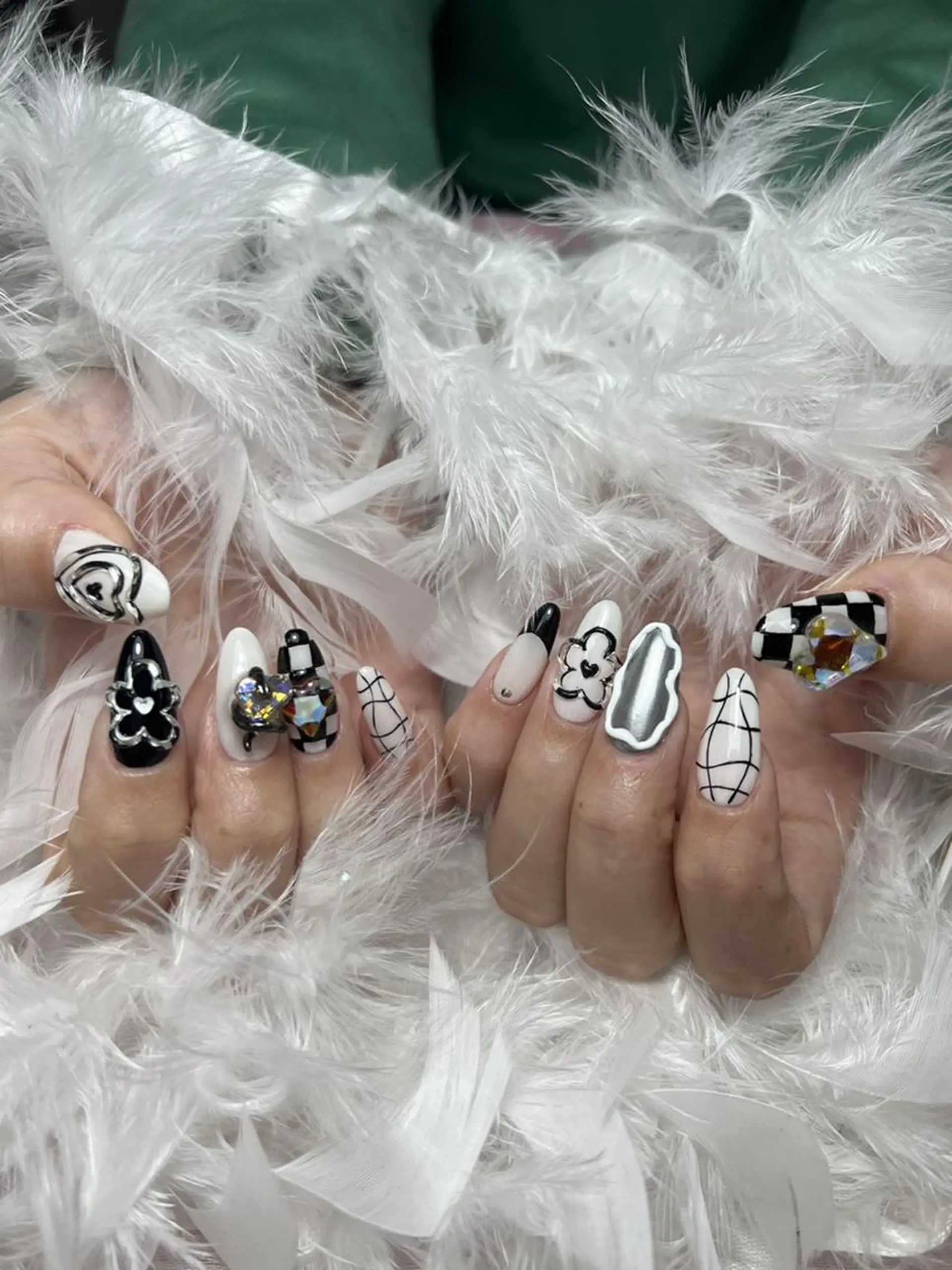 ネイル Diamond NAIL💝のネイルデザイン